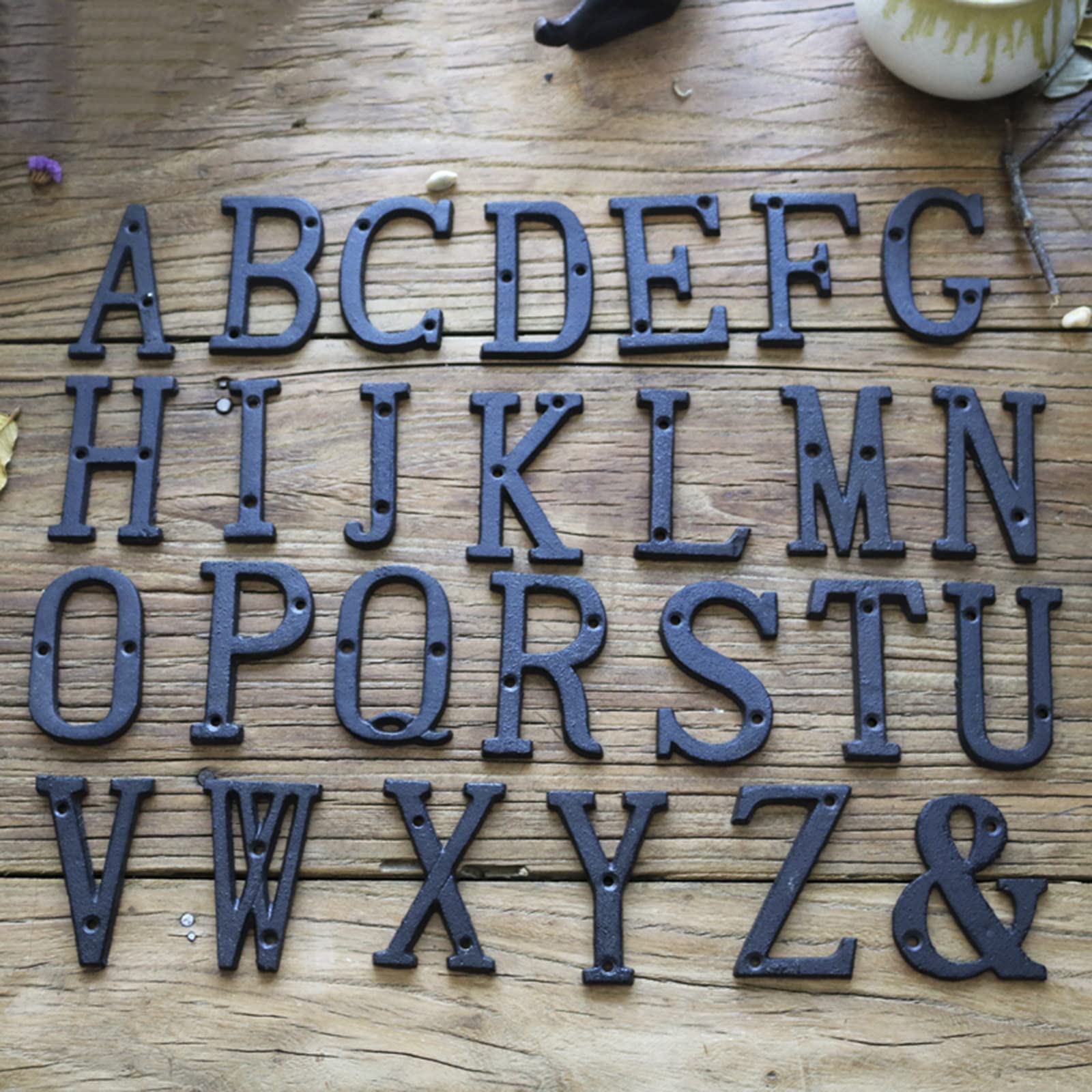 3D Cast Ferro Casa Placca Numeri 0-9 Lettere A-Z Porta Nero Decorazione Parete 3 Pollici 8cm Metallo Indirizzo Segno con Viti per Esterno Interno Hotel Dormitorio Cafe Yard Via Casella Posta (B)