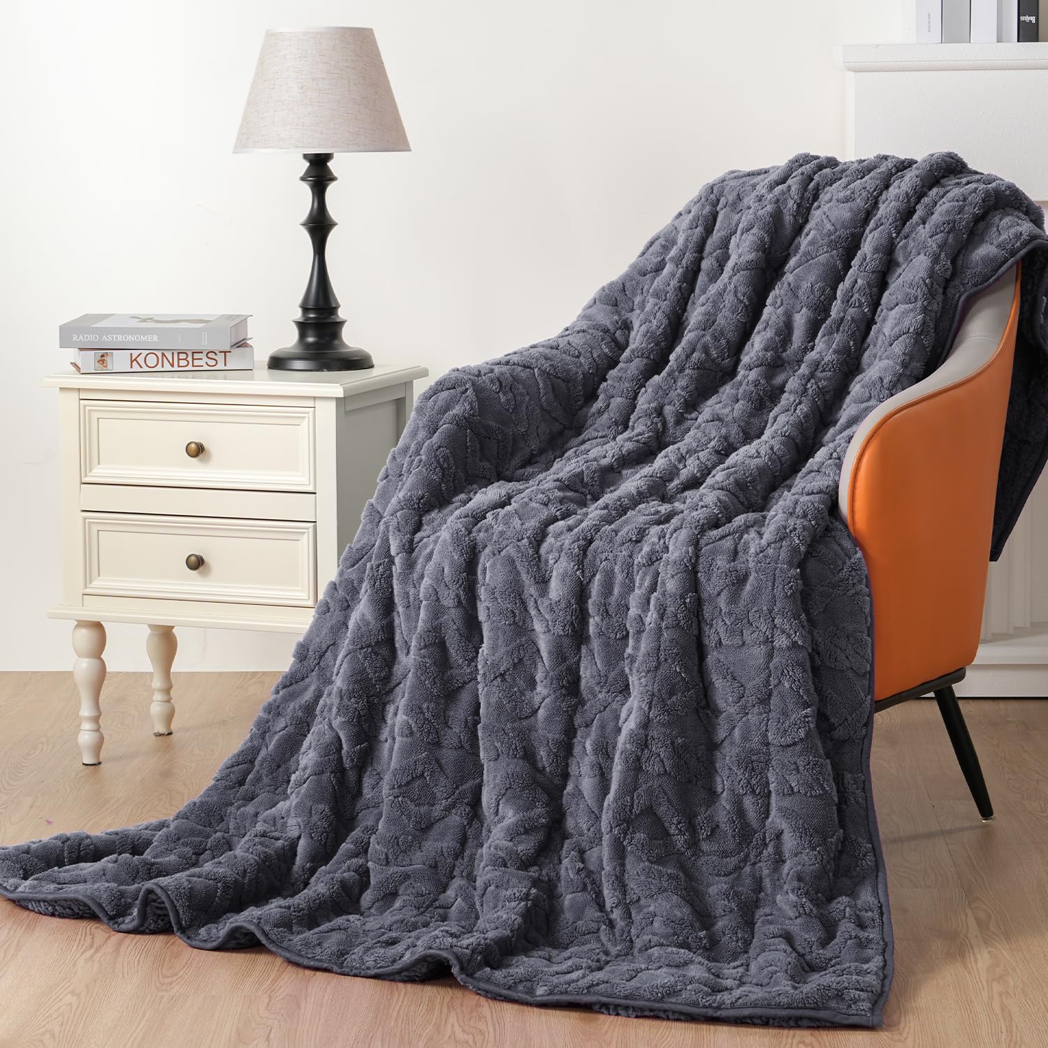 Uttermara Manta con peso de sherpa, patrón de punto trenzado, manta pesada de 15 libras, 60 x 80 pulgadas para adultos, cálida y acogedora manta con peso tamaño King para relajación, gris oscuro