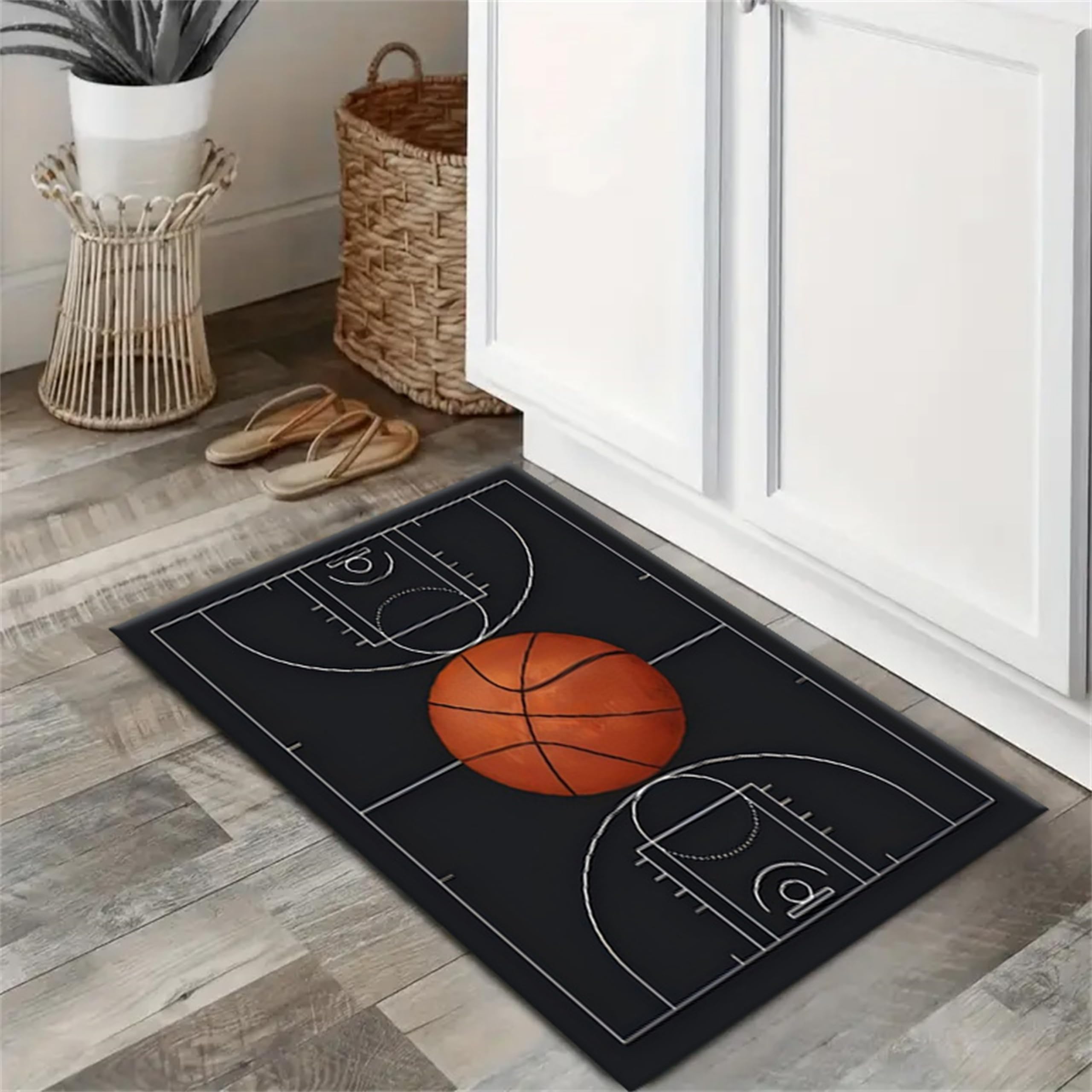 Basketball Teppich 70x140cm für Kinderzimmer & Wohnzimmer – Sportlicher Rutschfester Spielteppich in Schwarz ，Leicht zu Reinigen ， Ideal für Spielzimmer & Eingangsbereich
