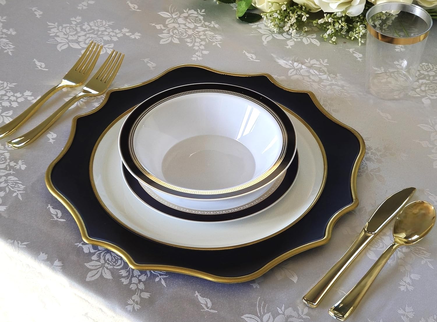 " OCCASIONS " 120 Piece Chargers pack Wedding Party 12'' Disposable Plastic Charger Plates/Chargers (Ritz Black & Gold)