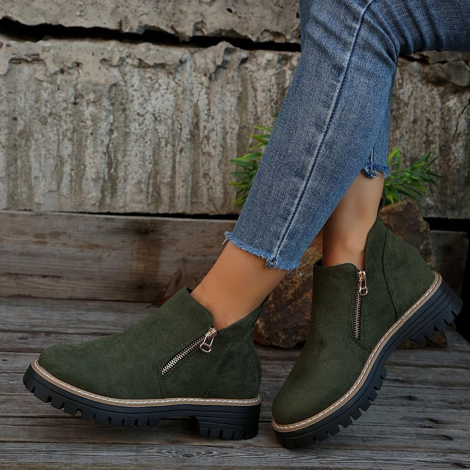 Chunky Heel Ankle Boots For Women Suede Comfy Platform Lug-Sole Round Toe Short Booties With Side Zipper Casual Vintage Shoes