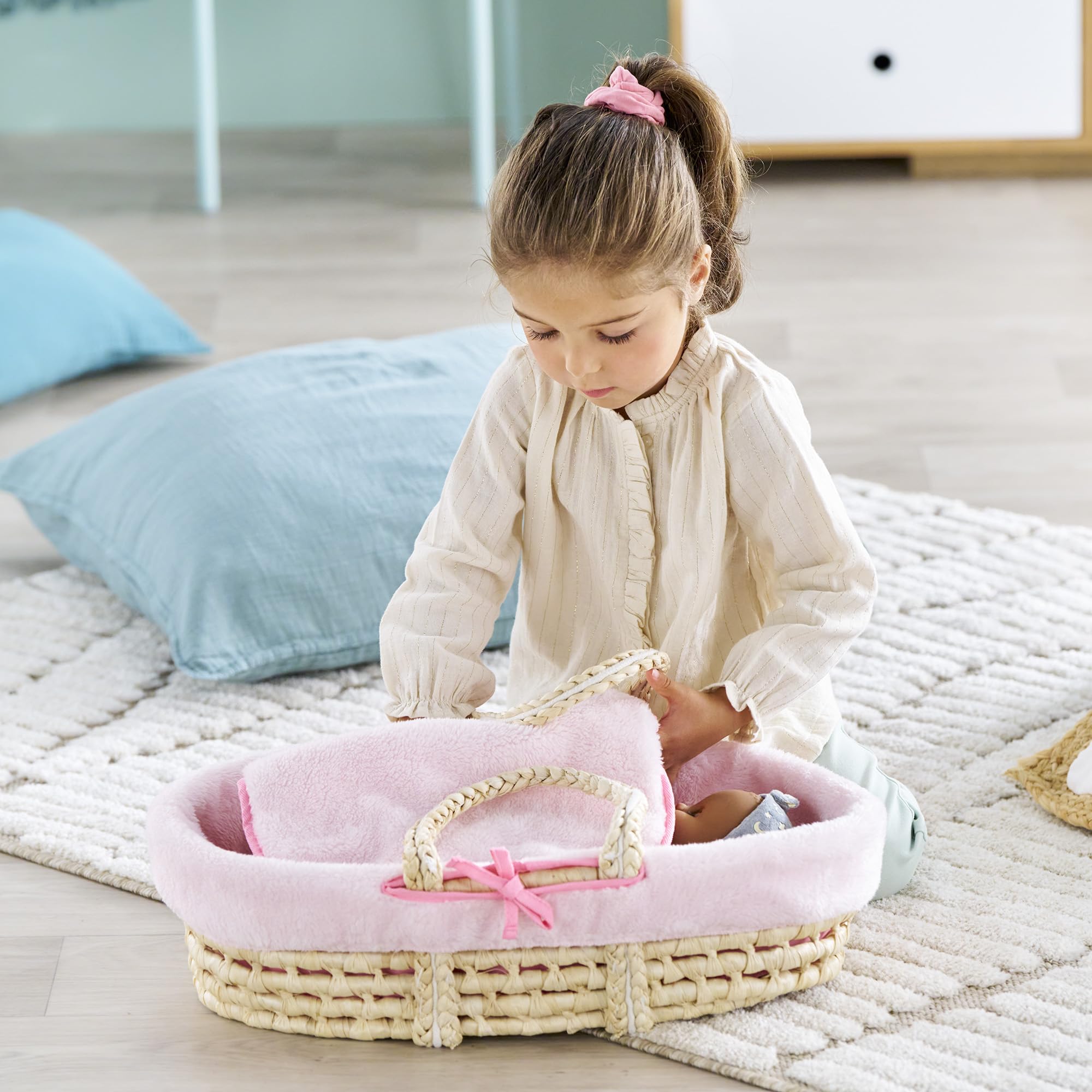 Corolle - Ensemble Couffin Peluche Rose, Accessoire, pour Poupons 36 et 42cm, dès 3 Ans, 9000141850