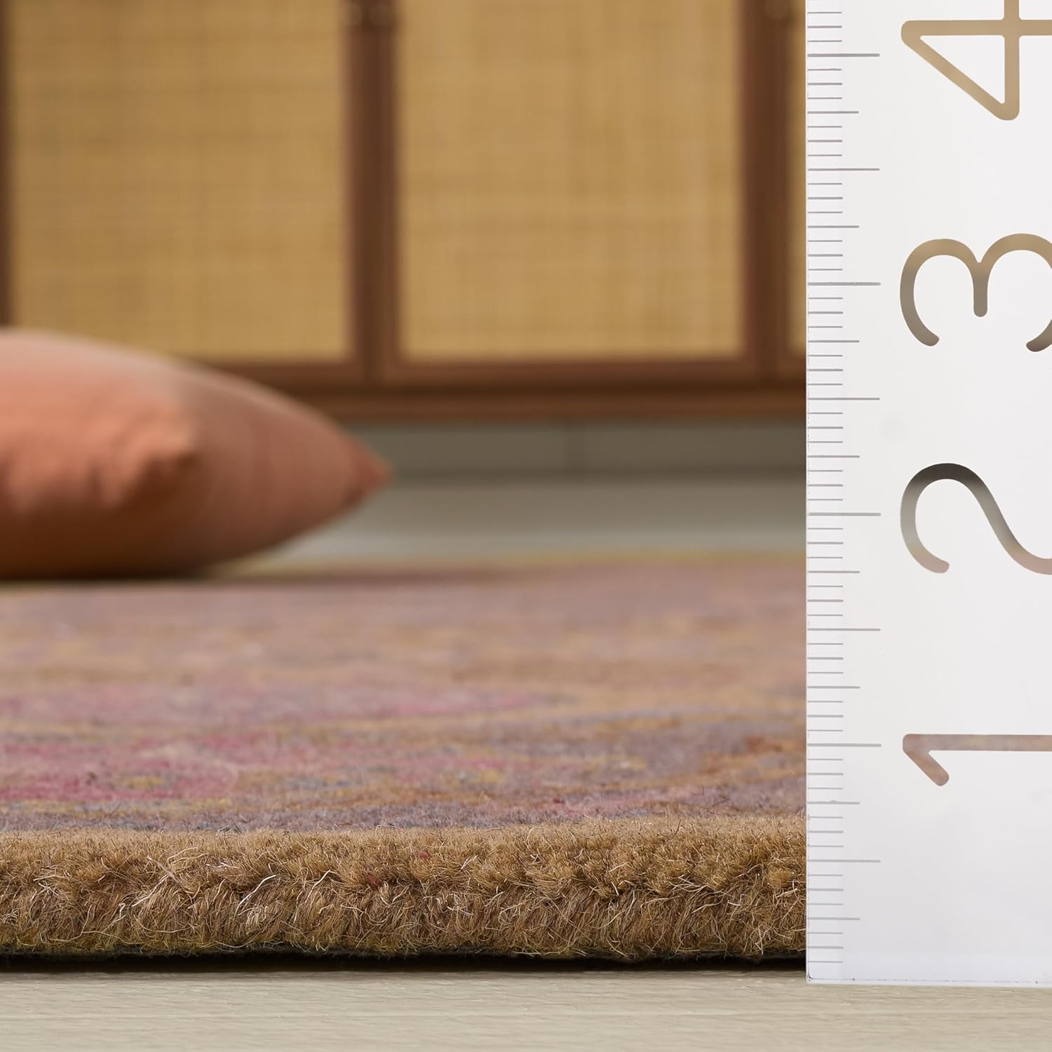 SAFAVIEH Heritage Collection Accent Rug - 3' x 5', Light Brown & Grey, Handmade Traditional Oriental Wool, Ideal for High Traffic Areas in Entryway, Living Room, Bedroom (HG914A)