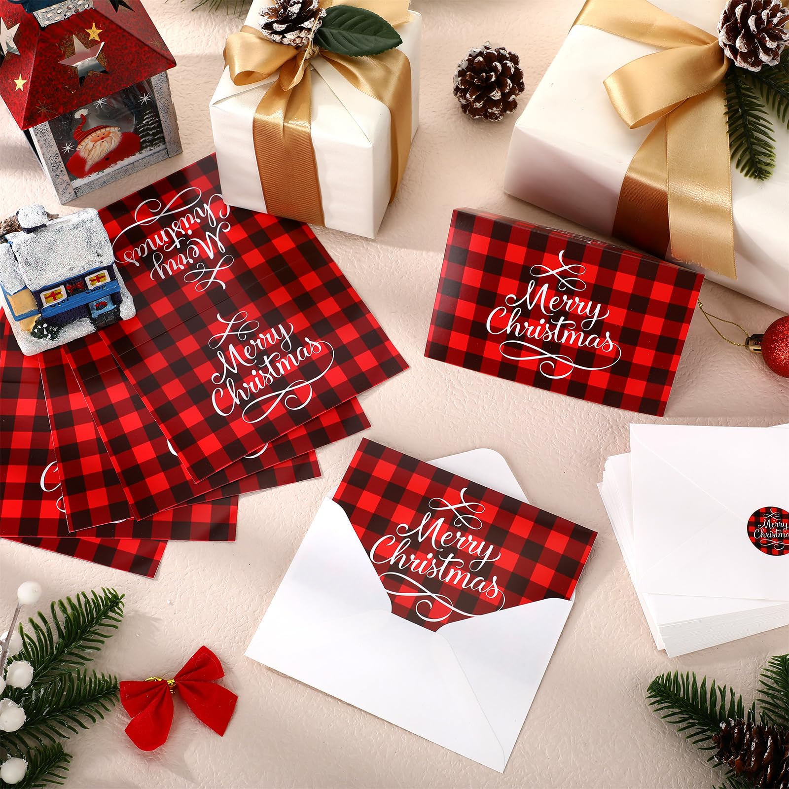 Qilery Lot de 50 cartes de vœux de Noël pliables avec enveloppes et autocollants, cartes cadeaux pour amis, collègues, fournitures d'invitation de vacances, 10,2 x 15,2 cm