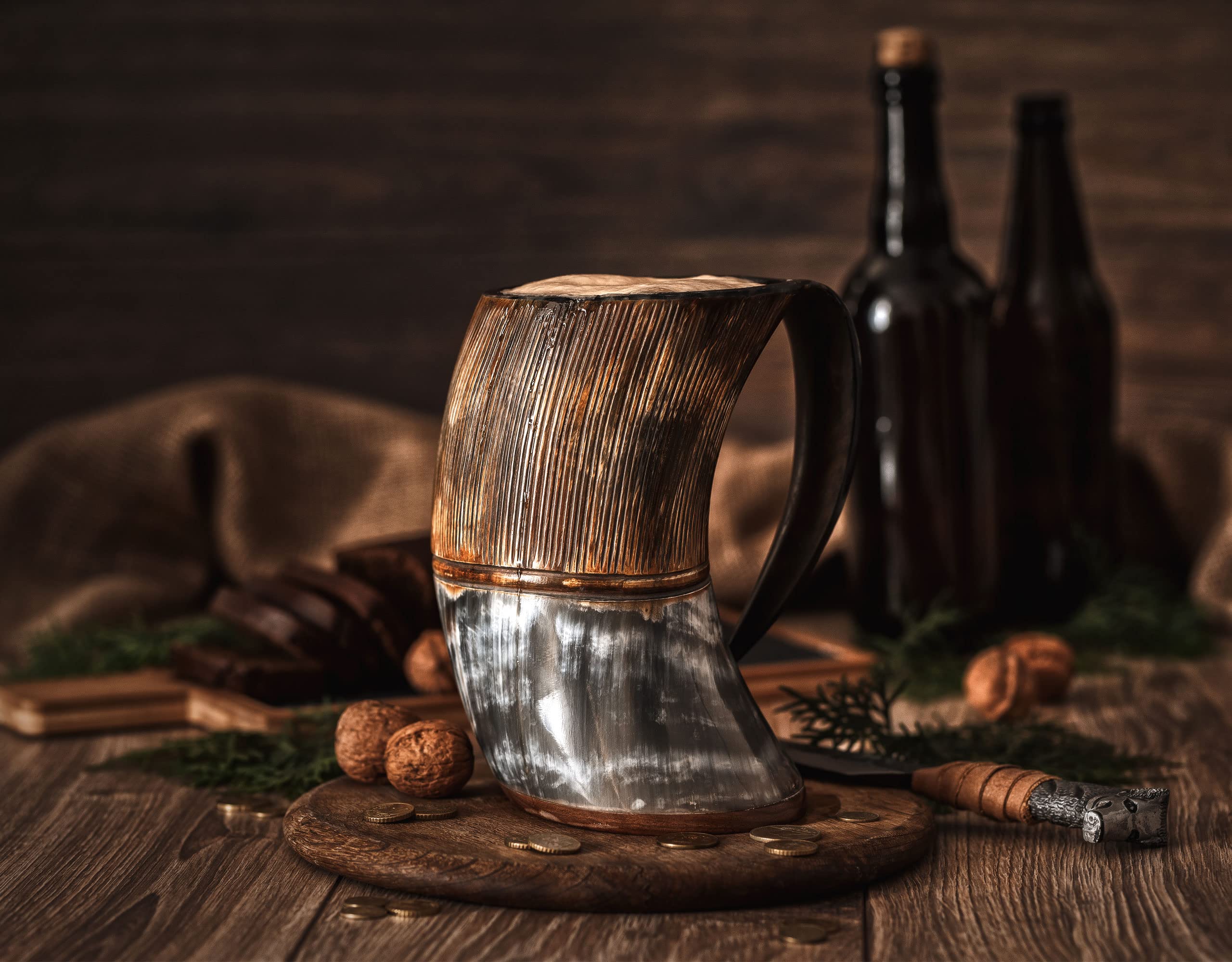 Norse Tradesman LG Viking Tasse en Corne à Boire – Chope en Corne de bière 100% Authentique traitée à la Flamme avec gravures | Le Pot, env. 1 Pinte
