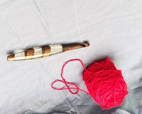 Miniatura 4 de Merit wooden craft Ganchos de ganchillo hechos a mano de resina epoxi y mezcla de madera, agujas ergonómicas de mango suave, tejido de punto, hilo