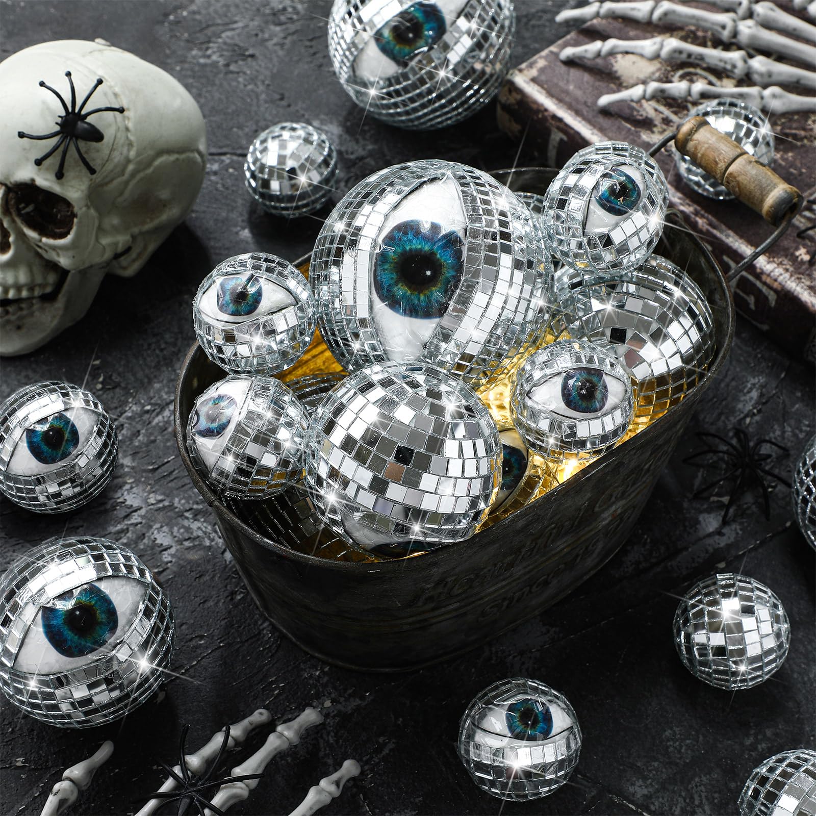 Boules oculaires disco argentées : décoration de table Halloween en mousse