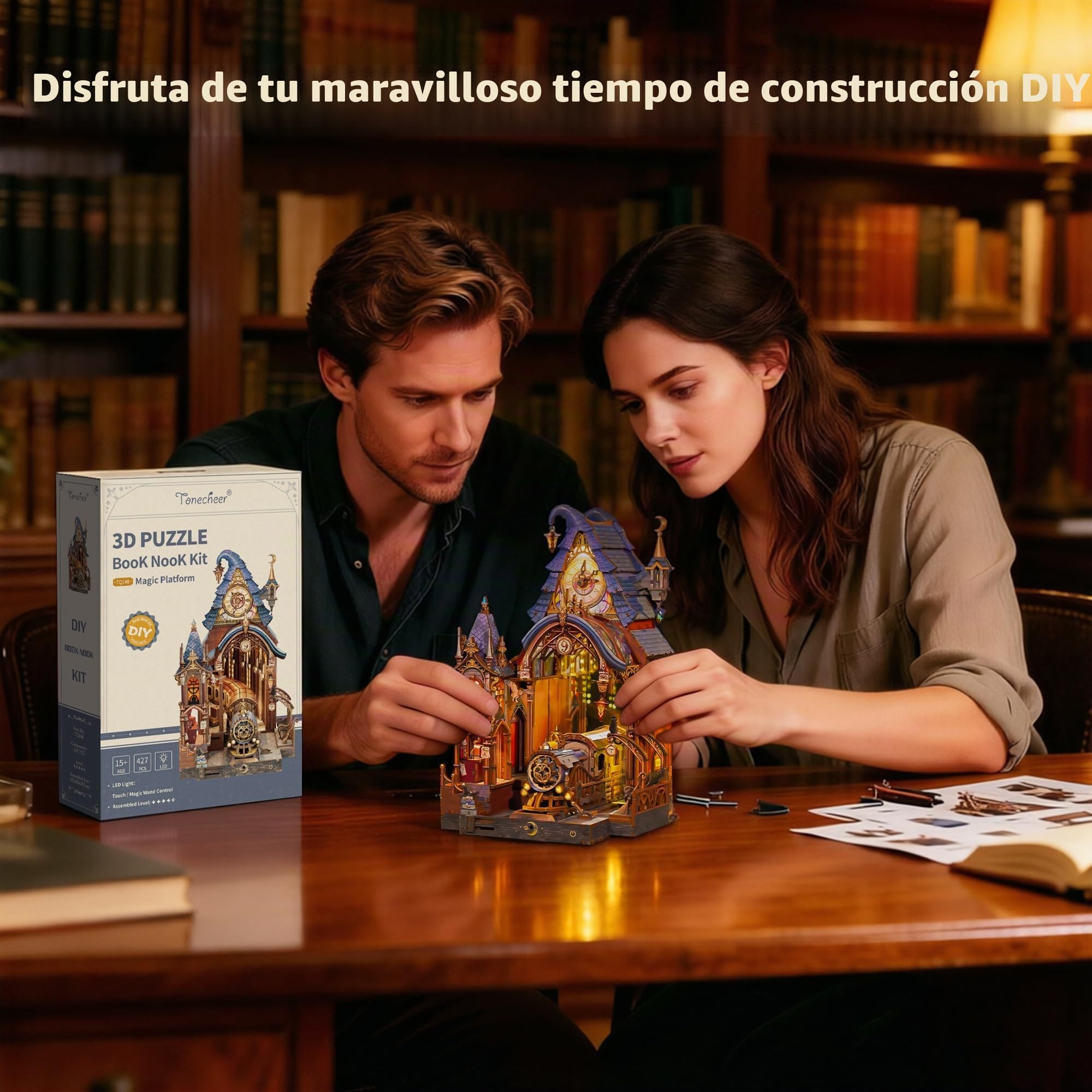 Tonecheer Puzzle 3D LED Book Nook Miniatura mágica interactiva con Espacio de expansión Infinito, Inserto DIY para estantería, decoración y Regalo Creativo (Estación Mágica)
