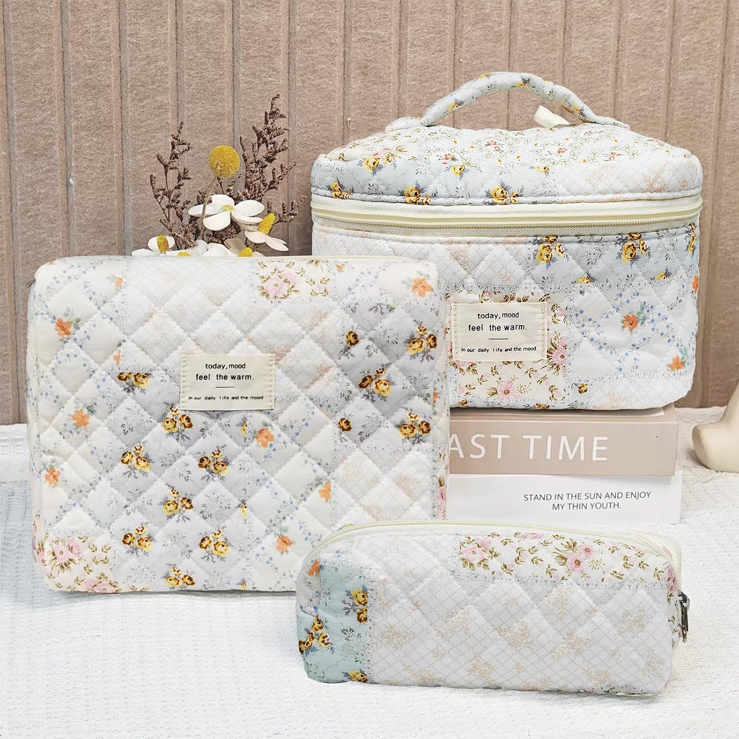 Cute Cotton Quilted Makeup Bag Set, Large Travel Cosmetic Bag for Women, Big Make Up Bag with Toiletry Organizer, Aesthetic Storage for Daily Use & Travel(3pcs-overfloral)