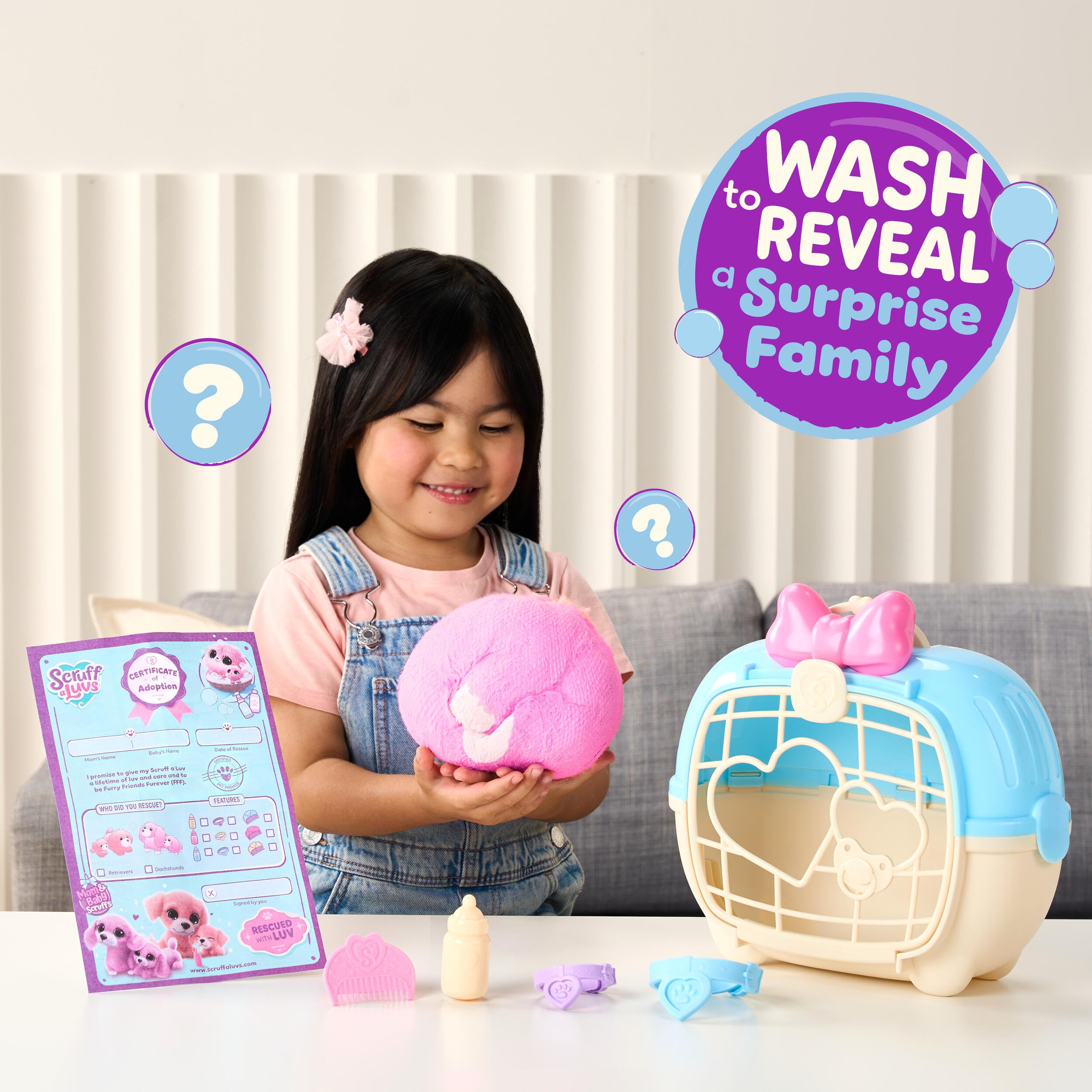 ScruffaLuvs Maman et bébé - Teckel - Peluches mystère, Lave et découvre Une Famille de teckels, 1 Chance sur 10 de trouver des Jumeaux - 4 Accessoires et Caisse de Transport Deluxe de 25 cm