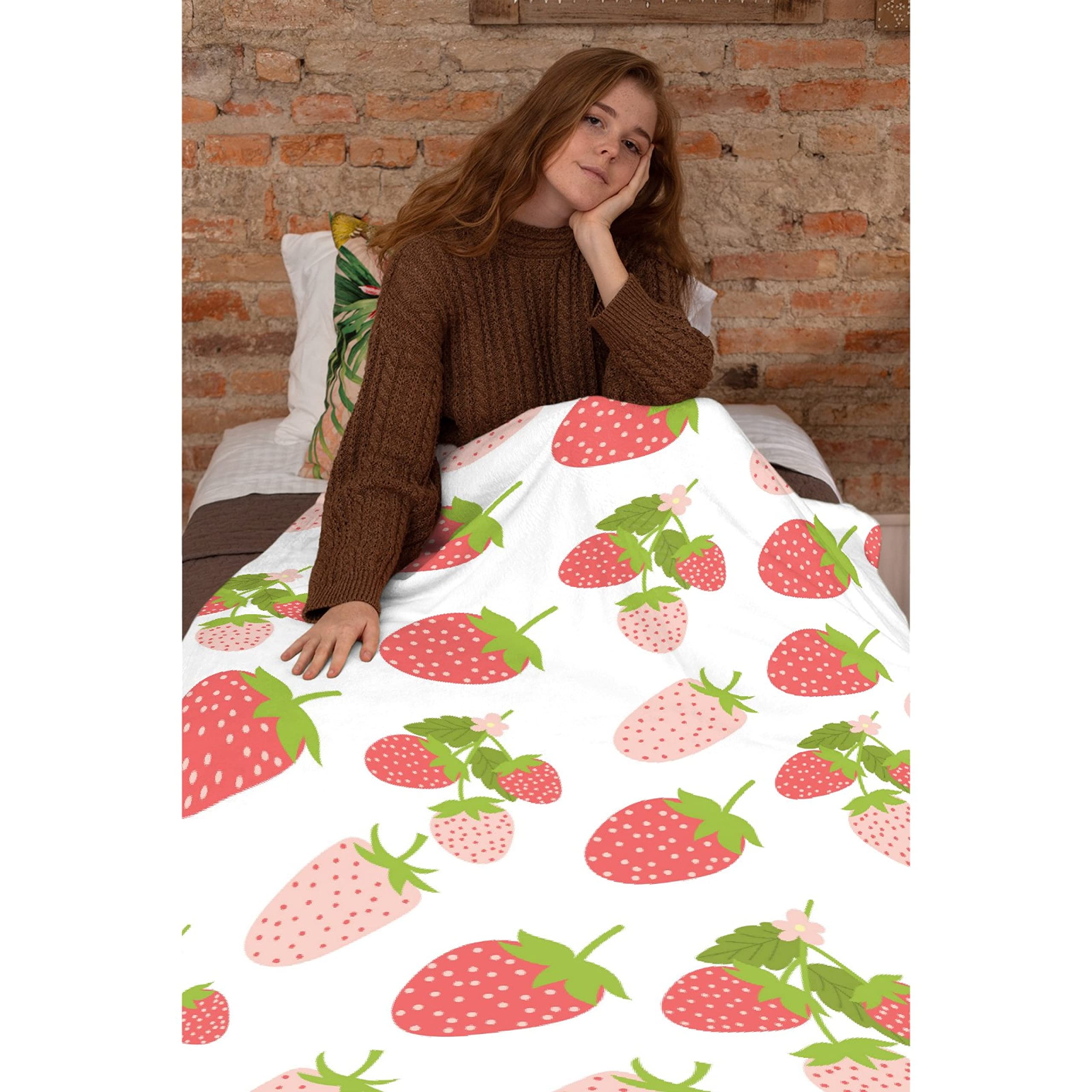 Amazon.co.jp: ストロベリーブランケットスロー スーパーソフトで