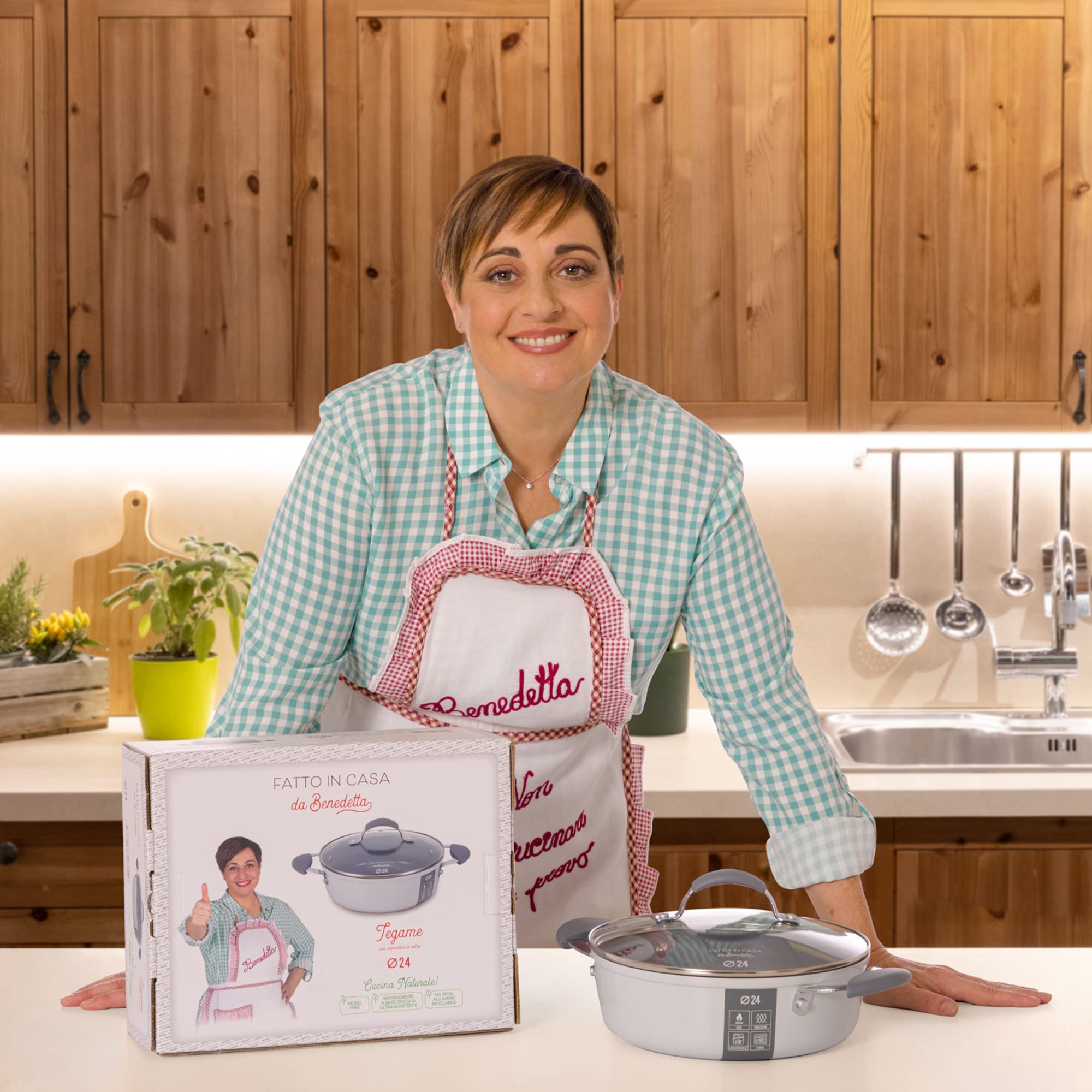 Fatto in Casa da Benedetta Tegame Antiaderente (diametro 24 cm) Alluminio 100% riciclabile con Coperchio in Vetro – Adatto anche per Induzione, Non contiene Metalli pesanti (Colore Grigio)