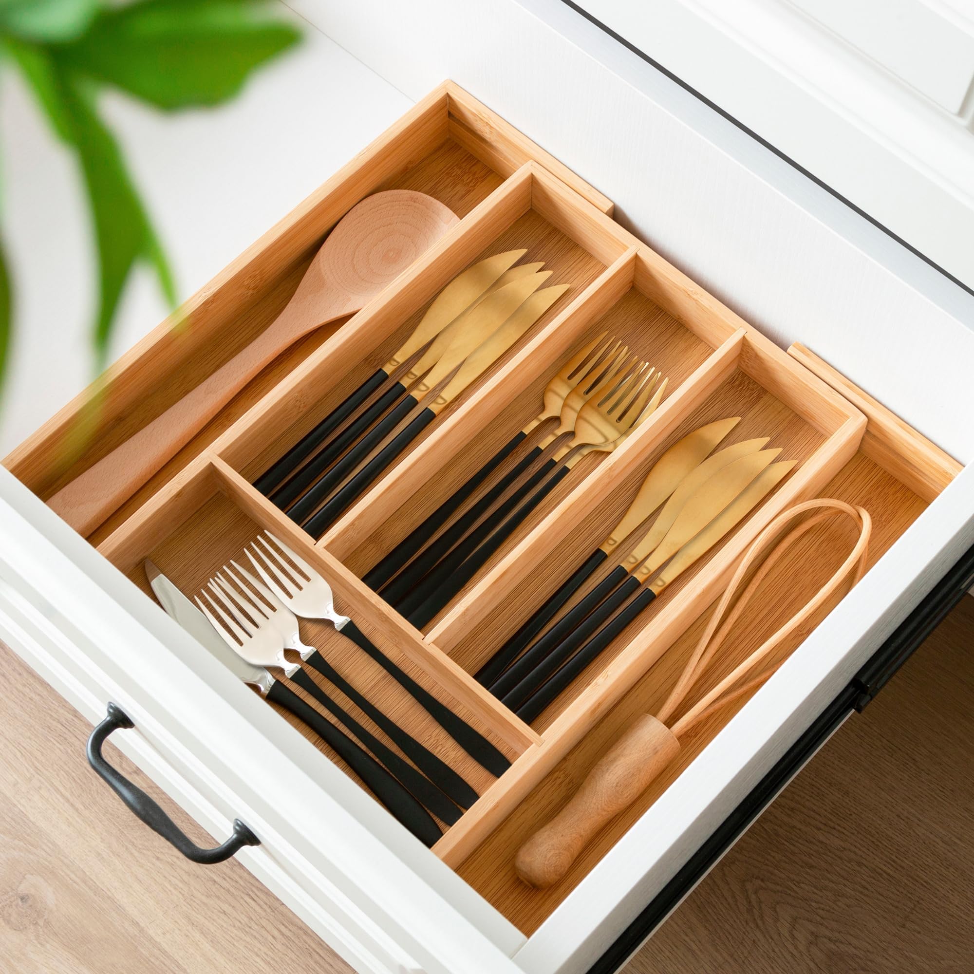 JS HOME Bamboo Expandable Drawer Organizer for Utensils Holder, 2 Pack Adjustable Silverware Organizer and Cutlery Tray, Wood Drawer Dividers Organizer for Flatware, Knives in Kitchen