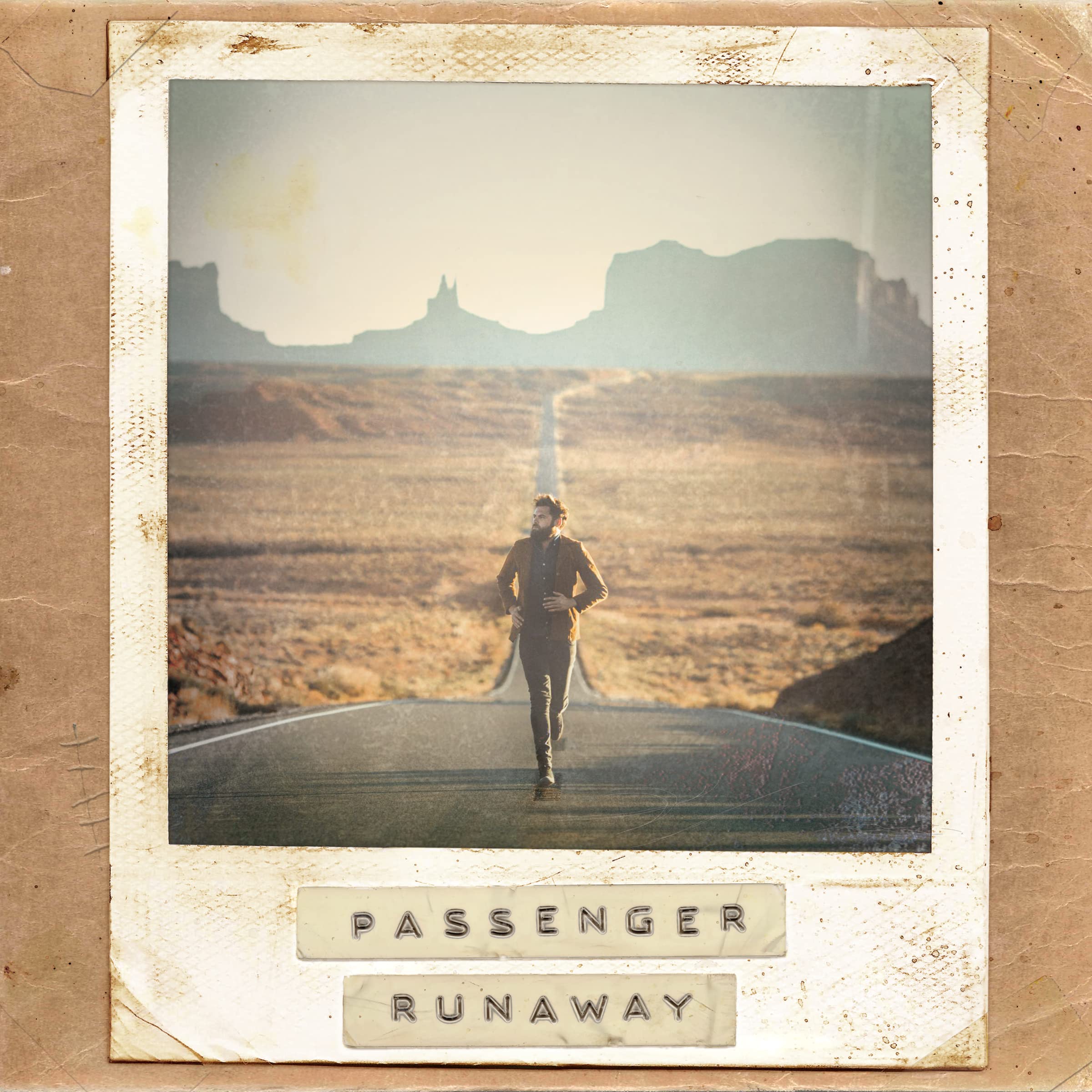 その他 RUNAWAY The Deluxe Edition CD Runaway (Deluxe): Amazon.ca: Music