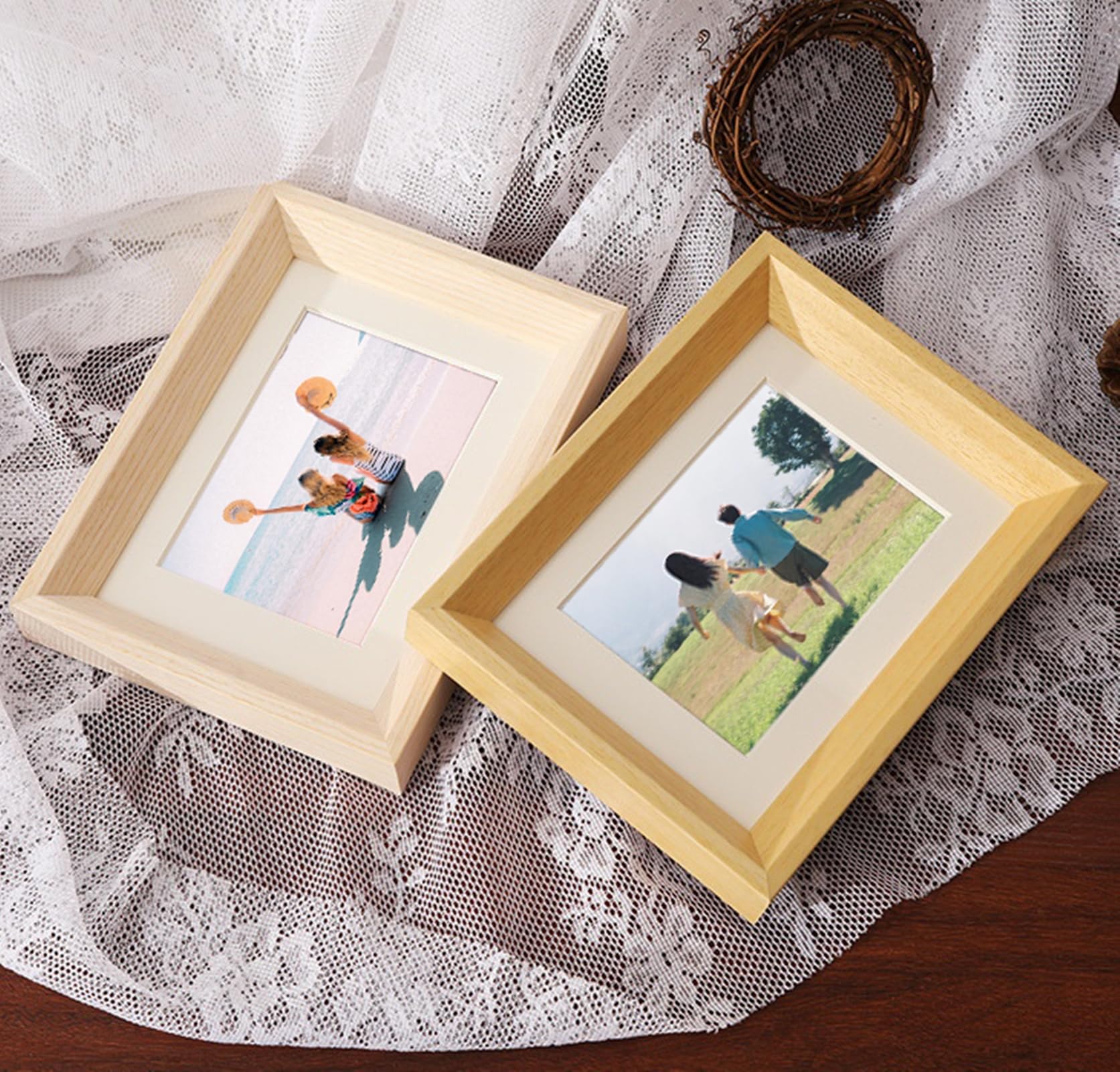 Marco de fotos familiar para decoración de pared, 10.5 x 15 pulgadas, marcos de fotos rectangulares de madera para montaje en pared, horizontal y vertical, madera clara
