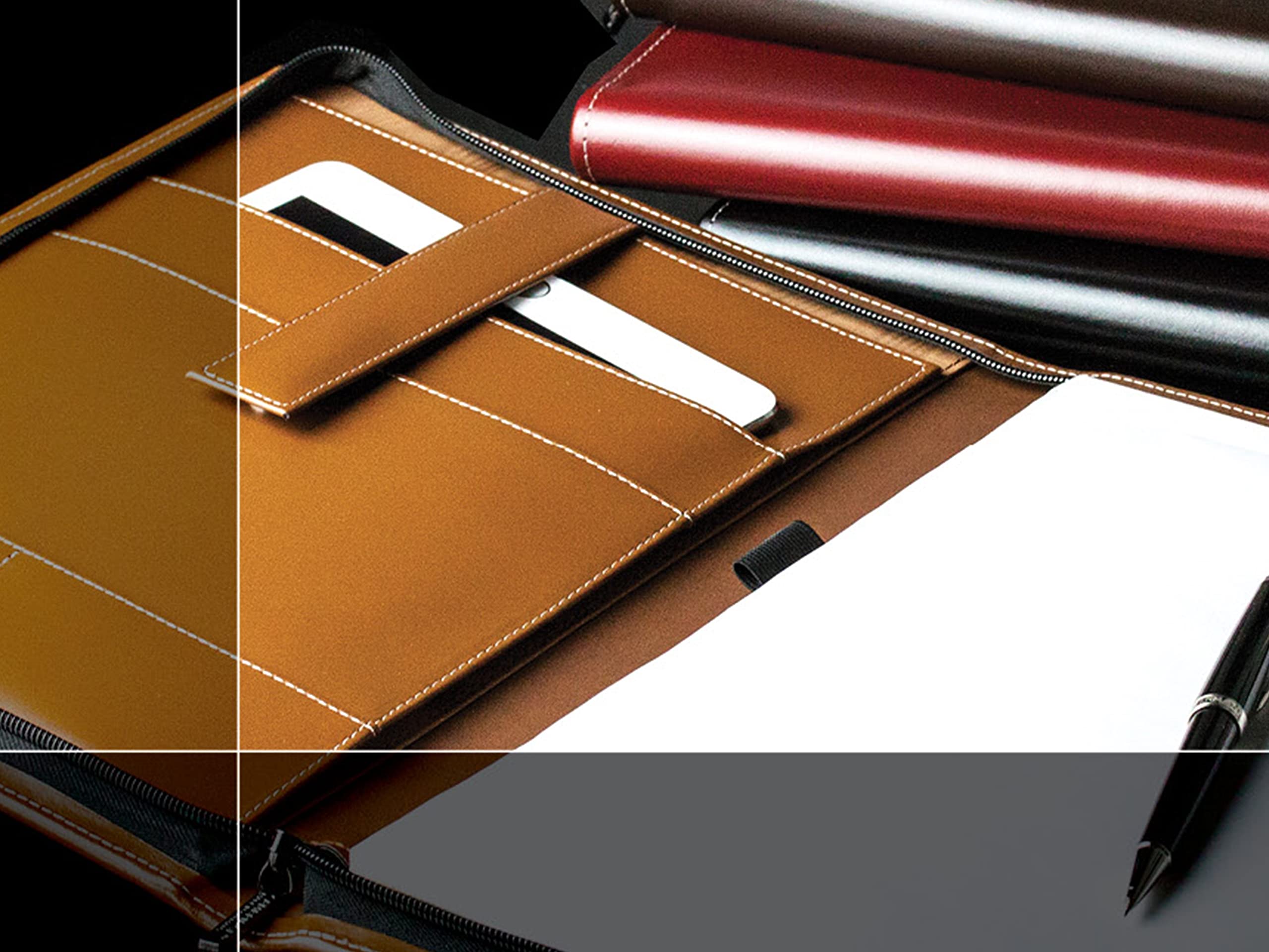 DELMON VARONE - Personalisierbare Tablet Schreibmappe DIN A4 aus Cambridge Top Grain Leder braun, Konferenzmappe mit Notizblock, Stiftschlaufe & Einsteckfächer, Besprechungsmappe mit Reißverschluss