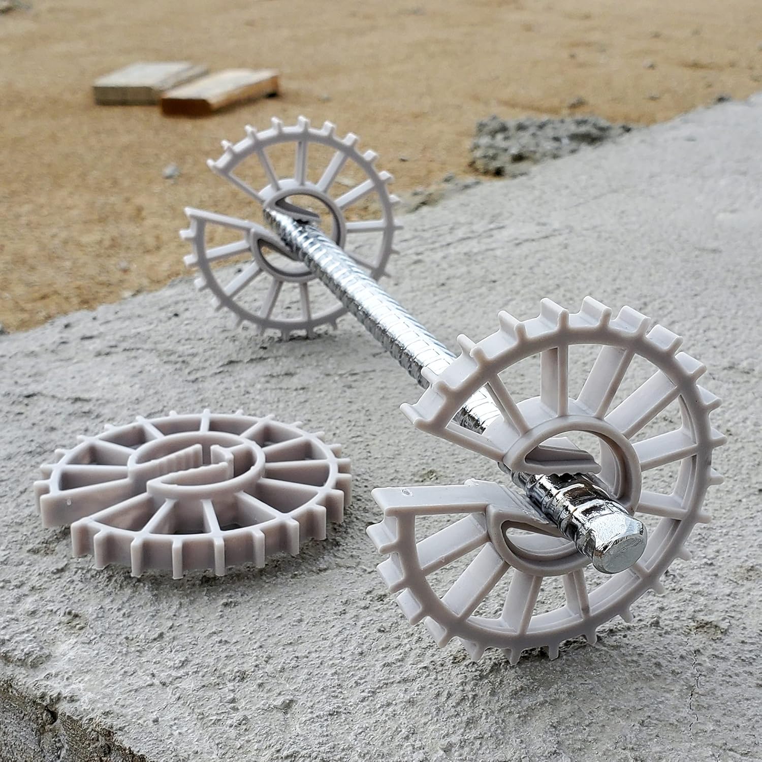 Wheel Spacers 1.5 inch (30 Pack) – Quick & Easy Clip-on Support – Formwork or Foundations – Made in USA