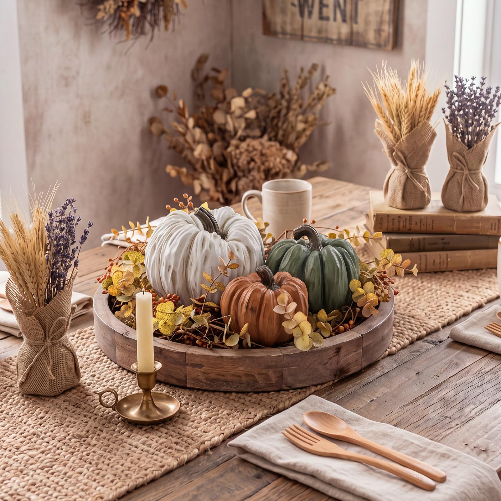 Gerrii Lot de 3 citrouilles d'automne neutres en résine rustiques modernes pour décoration de maison de Thanksgiving, centres de table d'Action de grâce, blanc, vert, orange, imitation citrouille