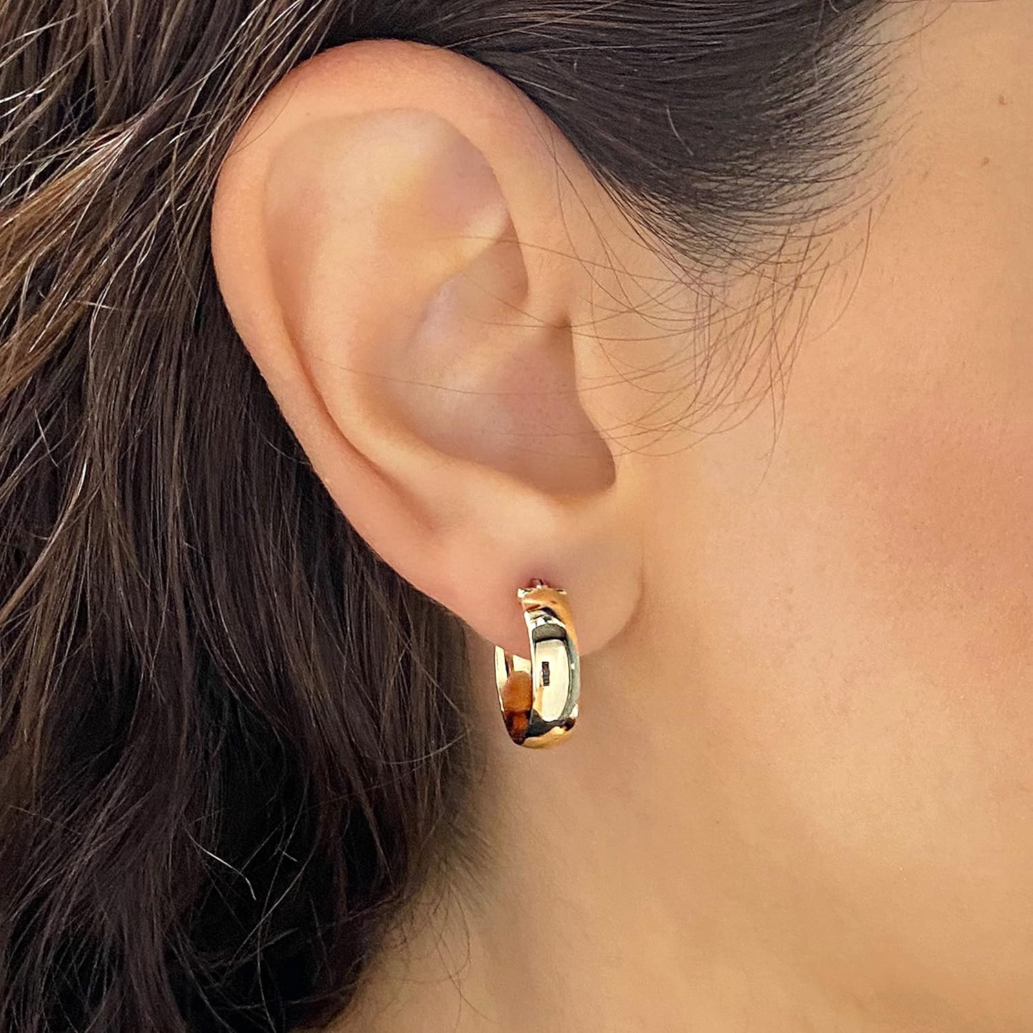 Italian 14k Yellow Gold Polished Small Flat Hollow Hoop Earrings