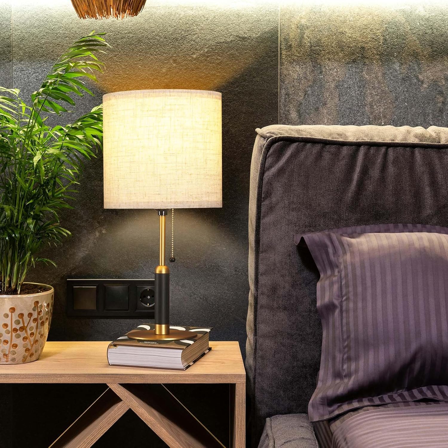 18.9" Mid Century Bedside Table Lamp for Nightstand with Pull Chain, 3-Color Lamp for Bedroom, Living Room, Solid Wood/Metal/Fabric Small Lamps for Home Office Room Decor (Light Brown+Brass)