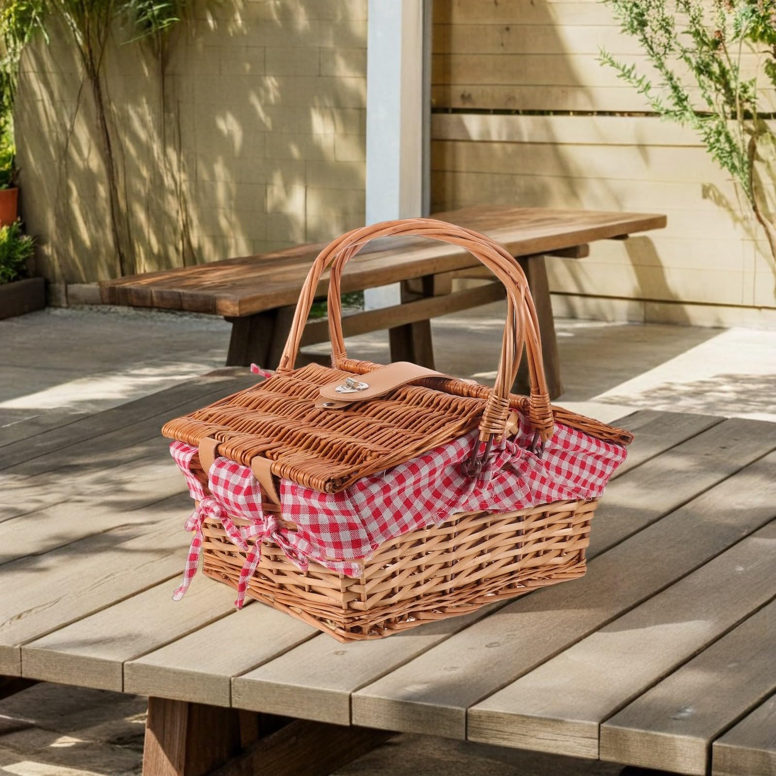 Cesta de Picnic de Mimbre Roja con Tapa y Asas, Tejida a Mano