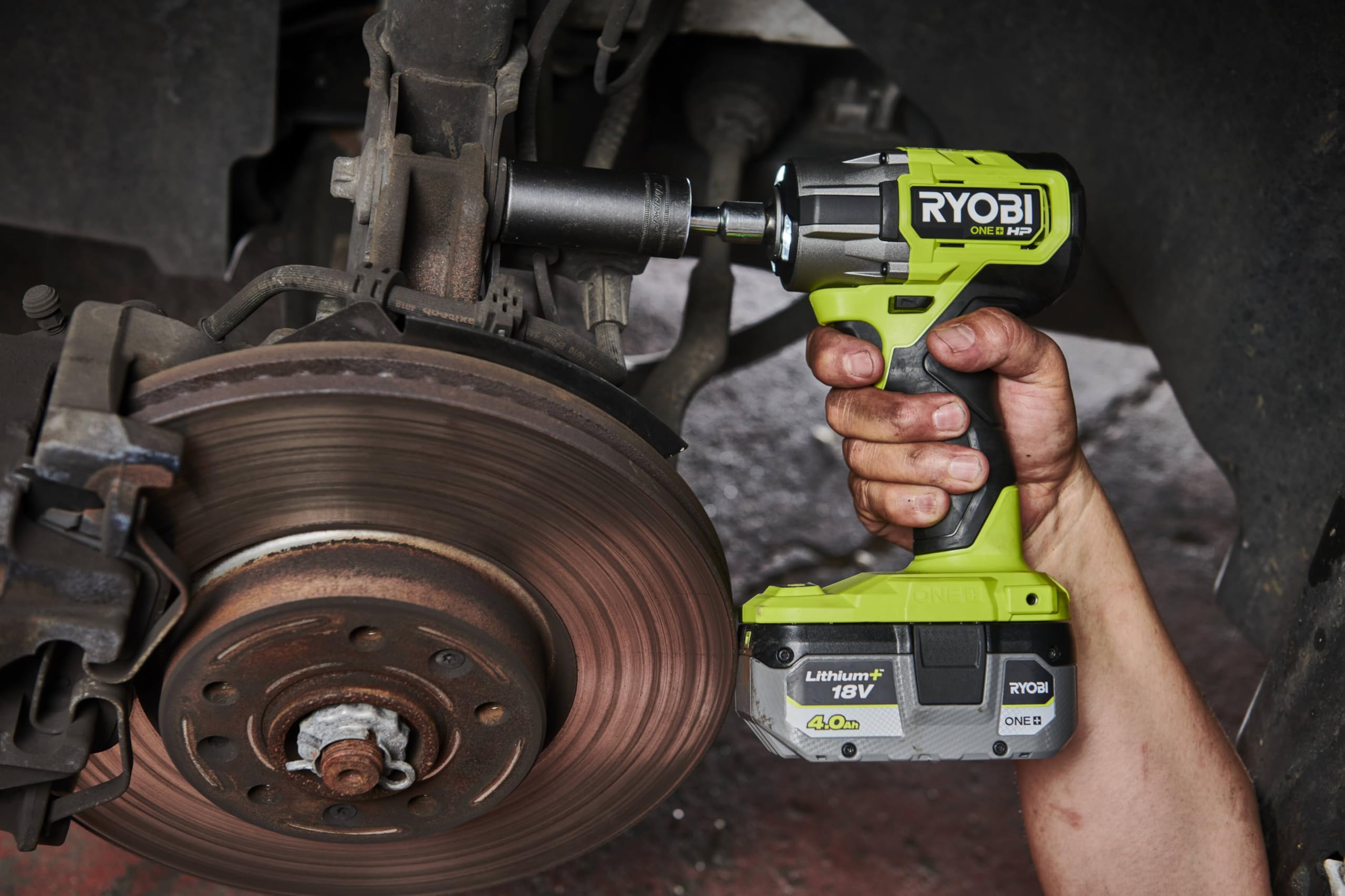RYOBI Starterset RC18120-242X, 1 x Lithium+ Akku 18 V – 4,0 Ah, 1 x Kompakt-Lithium-Akku + 18 V 2,0 Ah und 1 x Ladegerät 2,0 A