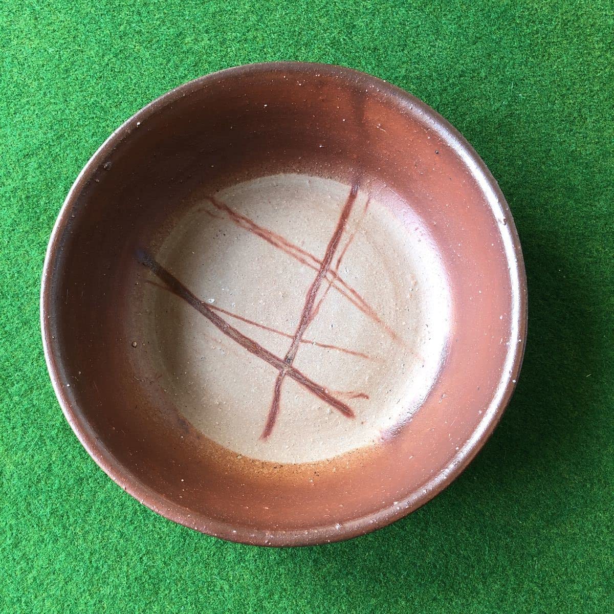 大　鉢　　備前焼 Amazon.co.jp: 備前焼 大鉢 直径約22センチ 森陶岳 一番弟子 吉田浩一