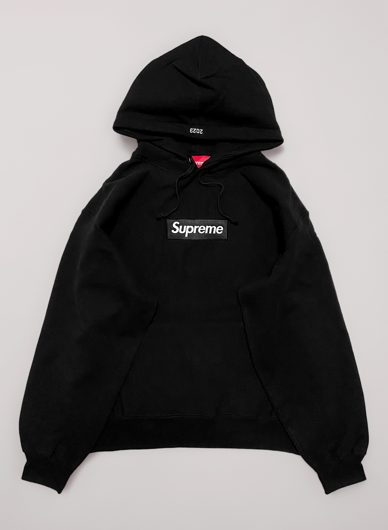 Supreme ロゴ刺繍 プルオーバーパーカー ブラック 81cgxuJou9L.jpg