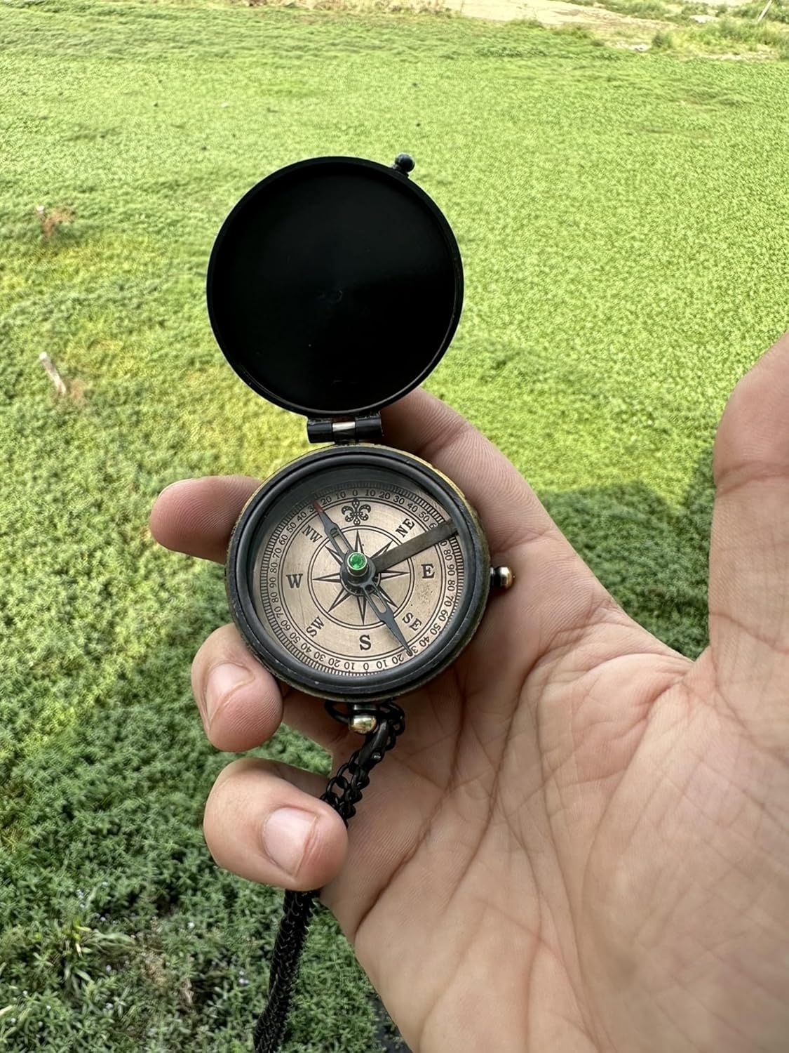 Brass Pocket Compass with Thoreau Quote – Go Confidently in the Direction of Your Dreams | Engraved Gift for Graduation, Wedding, Groomsmen, Baptism, Anniversary