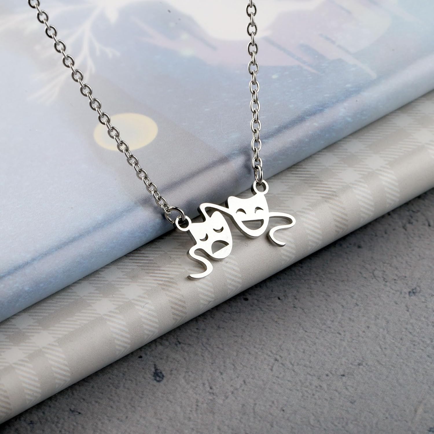 ENSIANTH Comedy Tragedy Mask Necklace Theater Mask Pendant Artist Actress Mask Gift Happy Sad Face Necklace Drama Mask Jewelry - Image 4