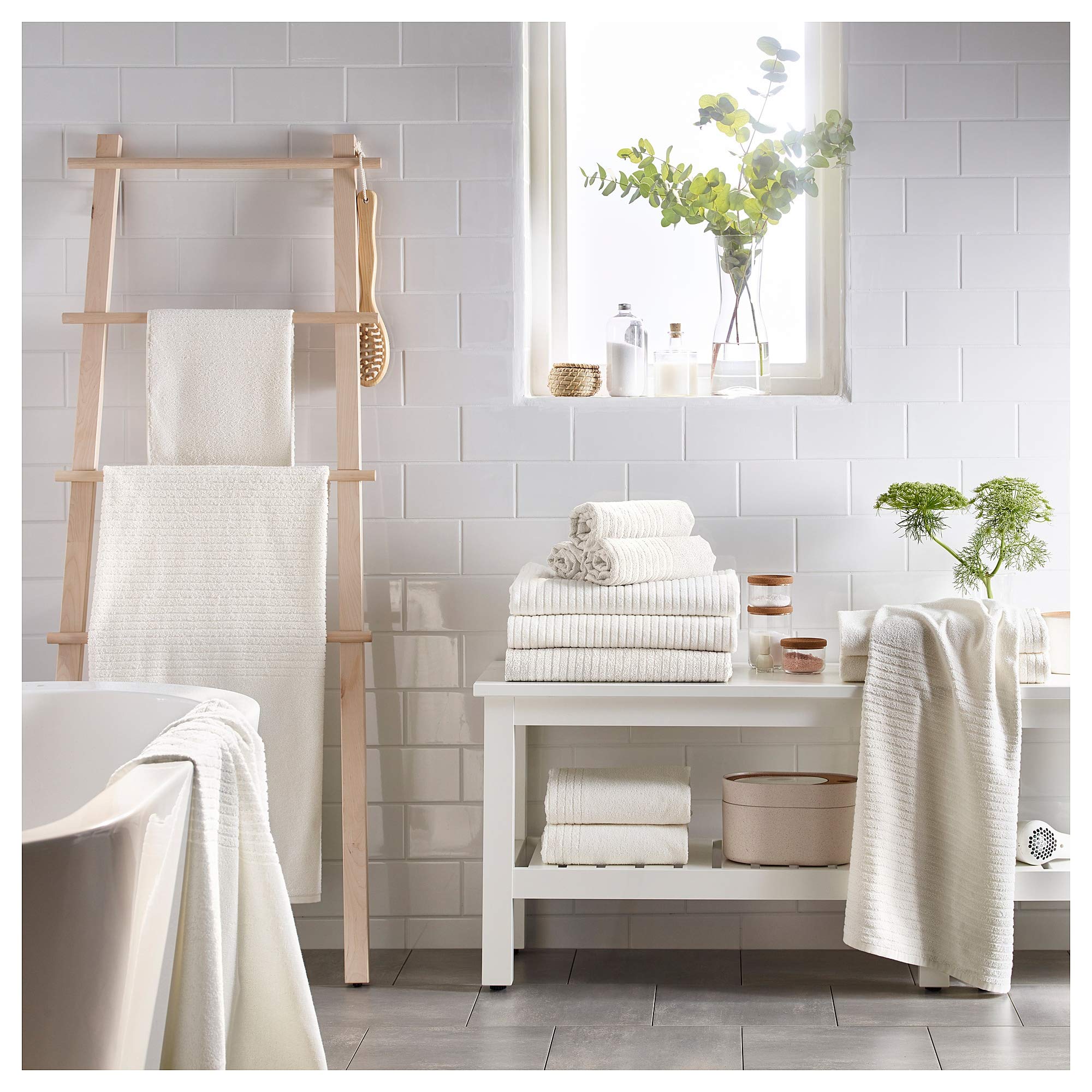 Amazon｜IKEA/イケア VAGSJON：バスタオル70x140 cm ホワイト