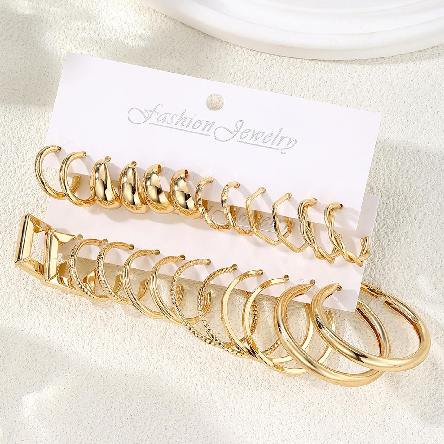 17IF 12 Pairs Golden Hoop Earring Set for Women Chunky Smooth Surface Trendy Small to Big Stud Earring Lightweight Twisted Pearl Ear Pack