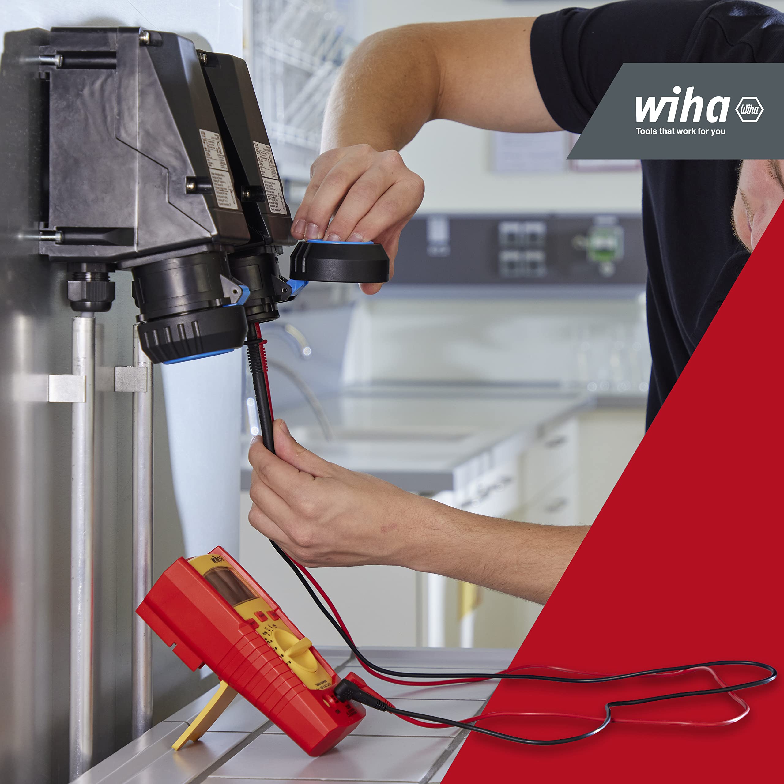 Wiha multimetru cyfrowego do 600 V AC, CAT IV z 2 bateriami AAA (45218)