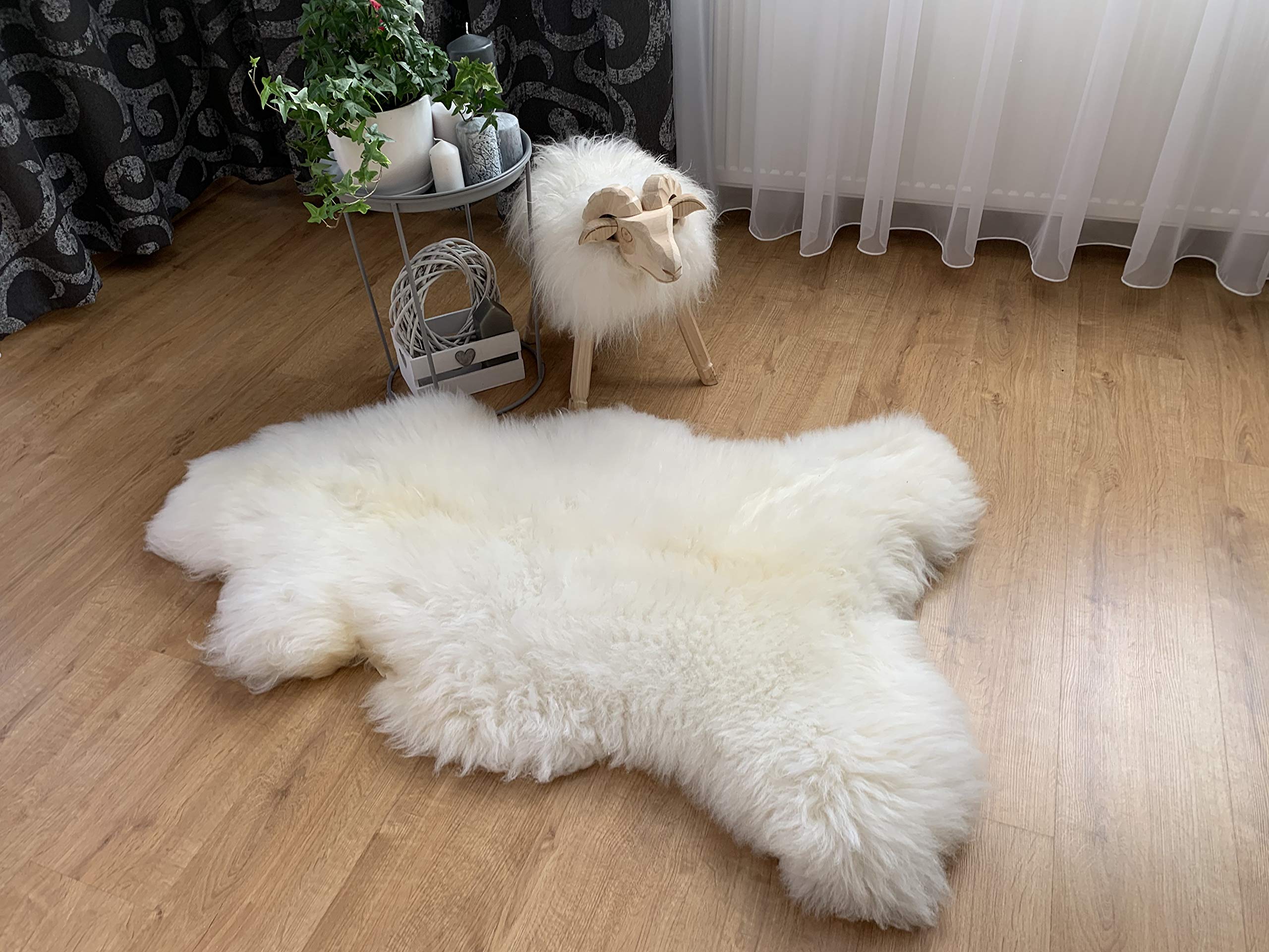 Peau d'agneau véritable non cisaillée Grand – Poils longs denses en peau de mouton véritable jusqu'à 10 cm – Tapis de cheminée, couverture en peau de mouton – Blanc