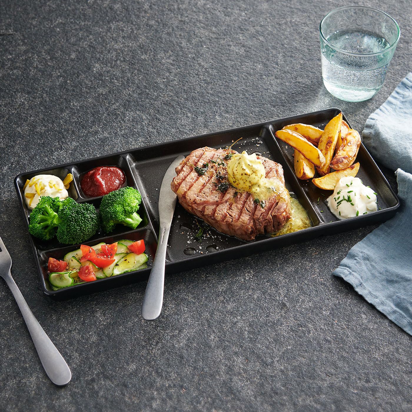 Betty Bossi Gourmet-Teller mit Fächern im Set - Fondueteller, Racletteteller und Barbecueteller mit Unterteilung Porzellanteller weiß, 36x16x2cm, 2 Stück