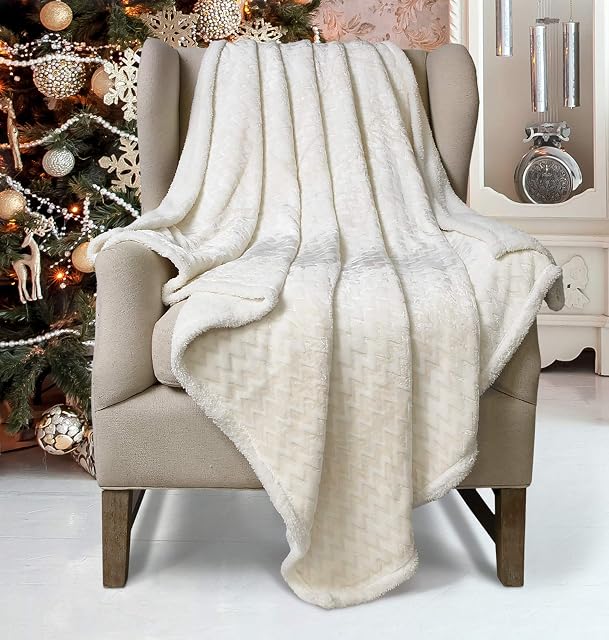 Catalonia Classy Sherpa Sofa Throws Single Blanket, Soft Flannel Chevron Fleece Bed Blankets, Fluffy Plush Cozy Thick Couch Throws Warm Reversible Winter Blankets 150 x 130 cm White