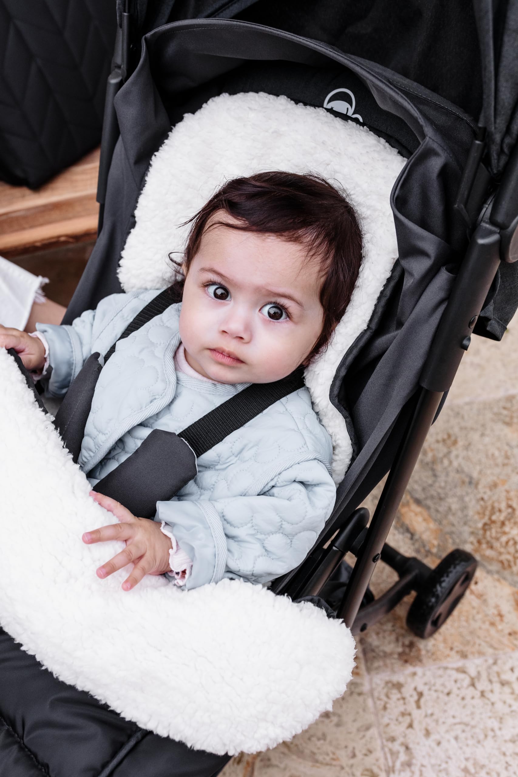 Tinéo - Chancelière Bébé - Chaud - Hiver - Sherpa - Déperlante - Universelle - 6/18 mois