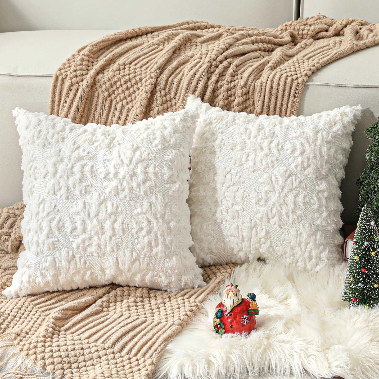 Lewondr Christmas Throw Pillow Cover 18x18 - Image 3