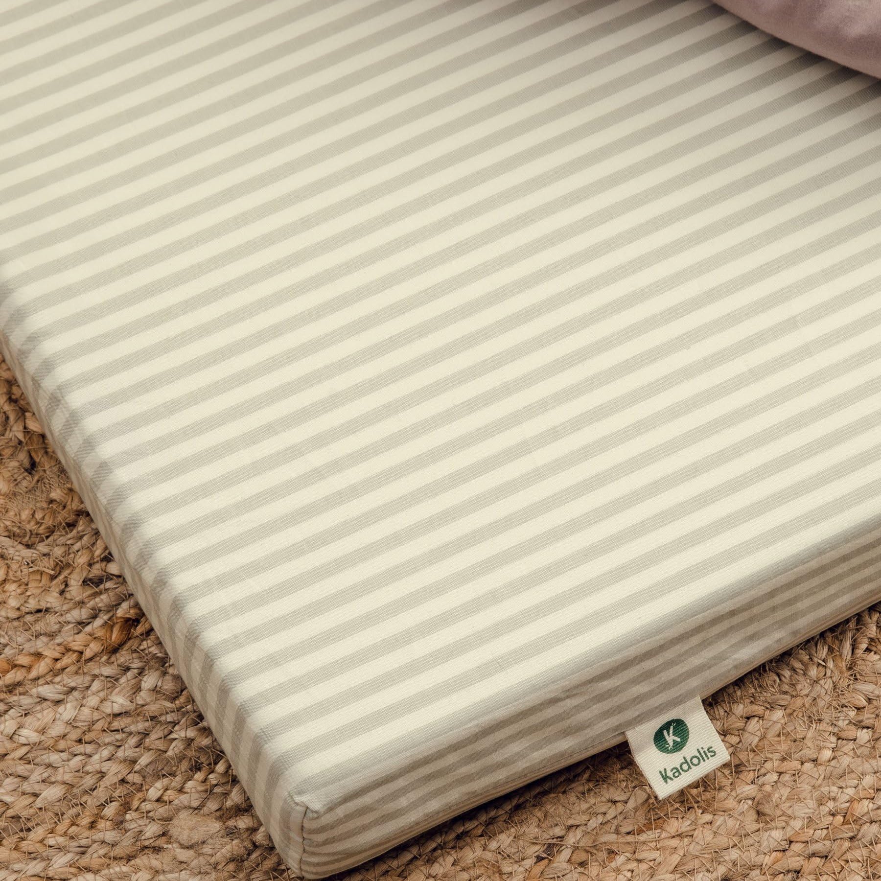Kadolis - Matelas d'appoint 80x190x8 cm Pliable Coton Bio rayé - Déhoussable - Confortable et Respirant - Certifié OEKOTEX
