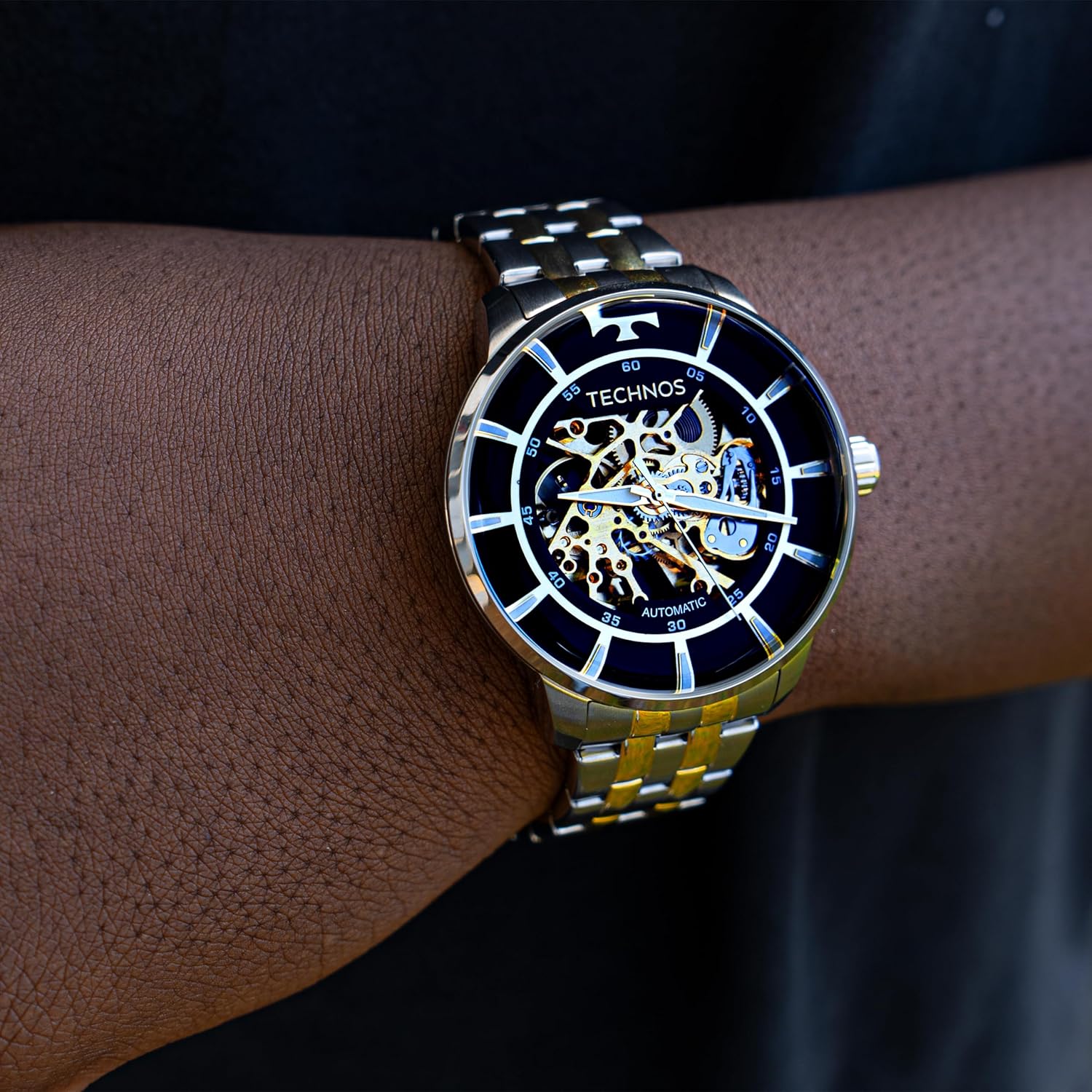 Relógio Technos Masculino Original Bicolar Garantia Prova D’água Garantia de 1 ano. em promoção! Veja a oferta e mais achadinhos de Relógios de pulso 7 Hoje é o melhor dia para comprar Relógio Technos Masculino Original Bicolar Garantia Prova D’água Garantia de 1 ano. com aquele preço maroto! Promoção! Aproveite a oferta! 7