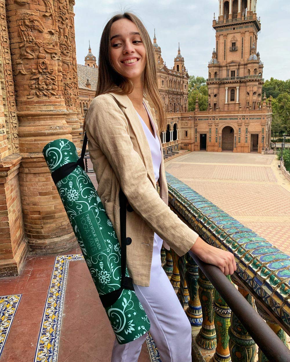 247YOGAMATS Esterilla de Yoga caucho y microfibra OLIVE FLORAL / 183 x 68 cm, 4 mm/Antideslizante/Apta lavadora/Yoga principiantes y avanzado/Cinta de transporte incluida