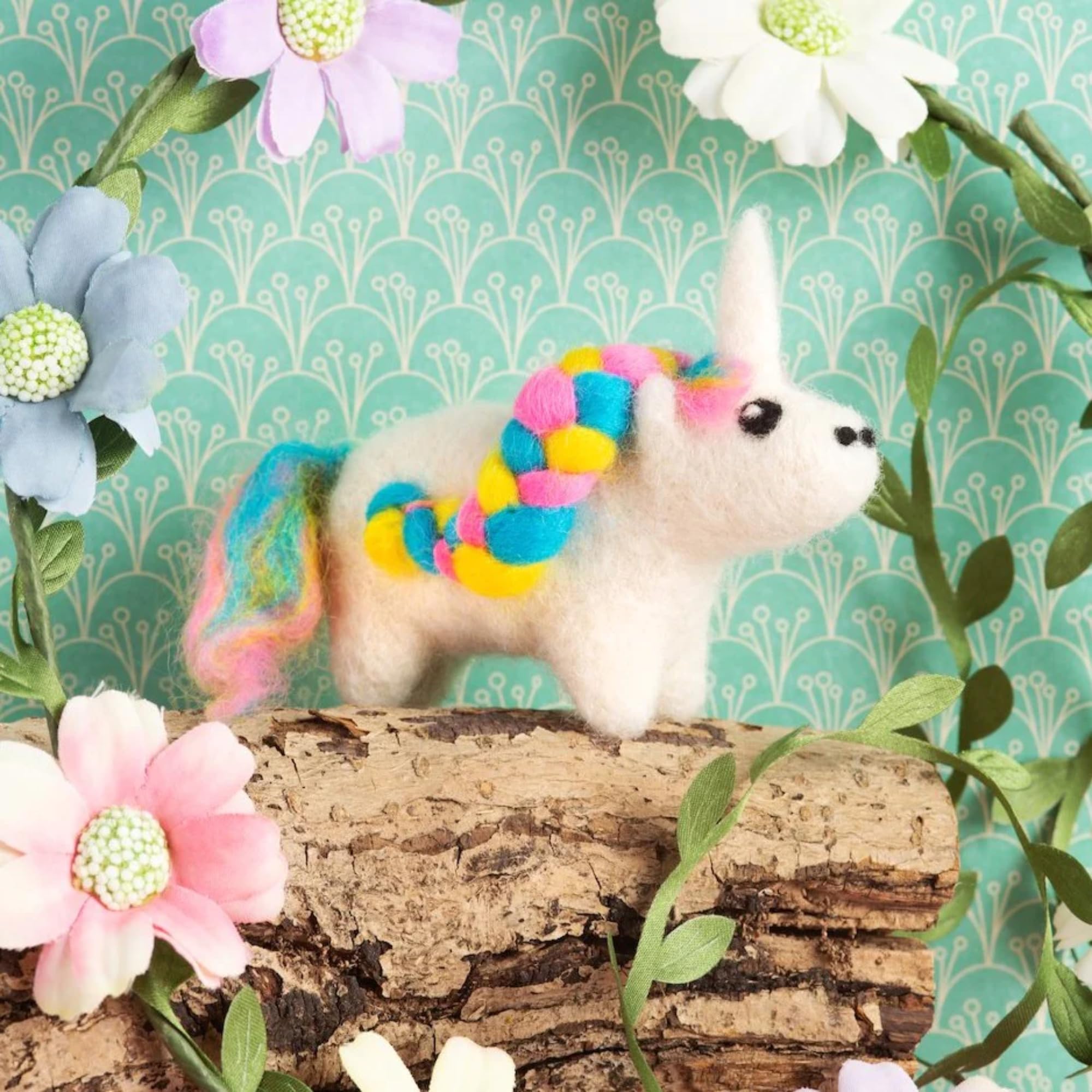 Hawthorn Handmade Unicorn Needle Felting Kit, Needle Felting Craft Kits for Adults UK Includes Felting Wool - Image 4
