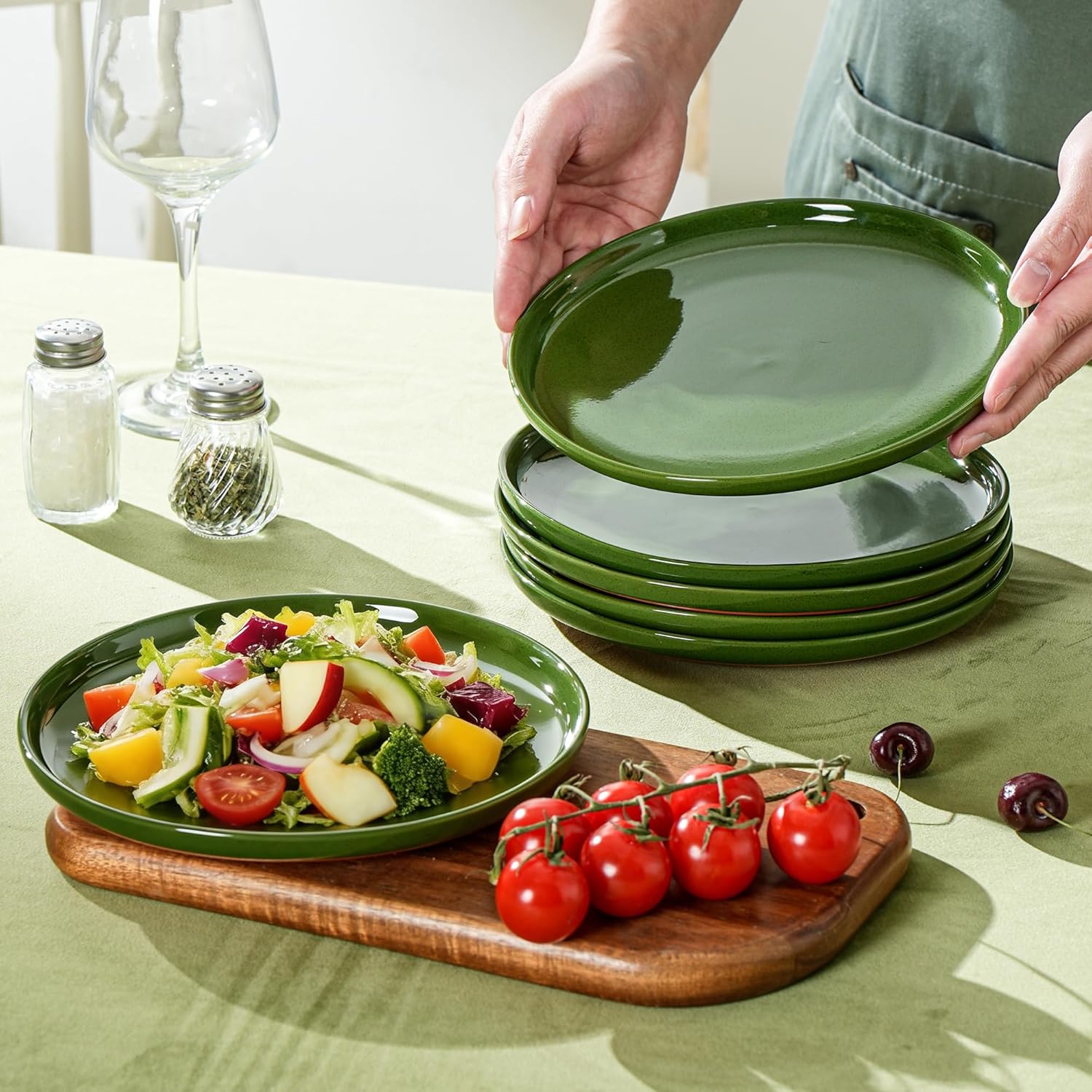 8 Inch Salad&Dessert Plates, Small Dinner Plates Sets for 4, Dishwasher & Microwave Safe, Ceramic Dinner Dishes for Cake, Fruits, Waffle, Pasta, Salad, Elegant Green