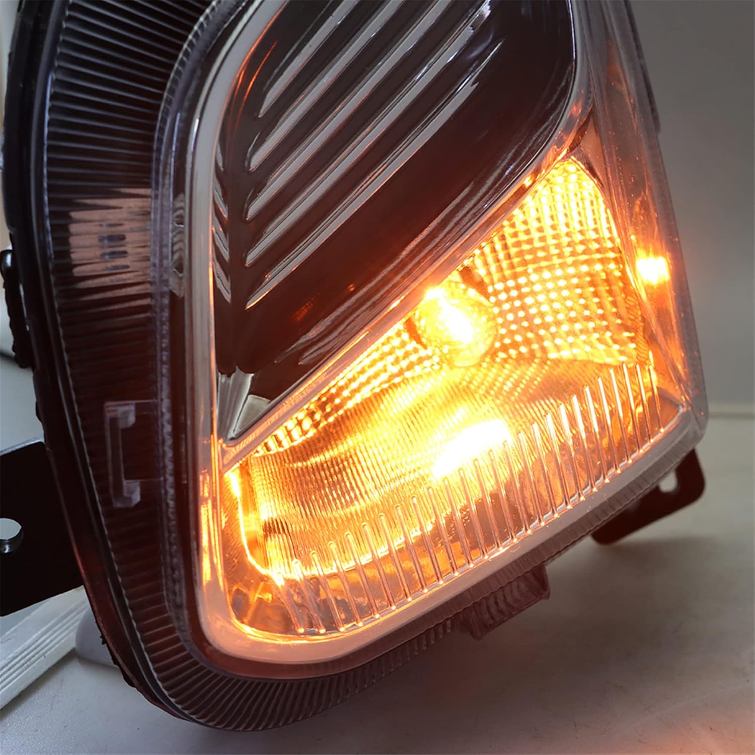 Silscvtt Fog Lights Assembly Replacement for Equinox 2018 2019 2020 Clear Lens with Bulbs + Bezel Front Driving Fog Light Left+Right Side (Passenger & Driver Side)
