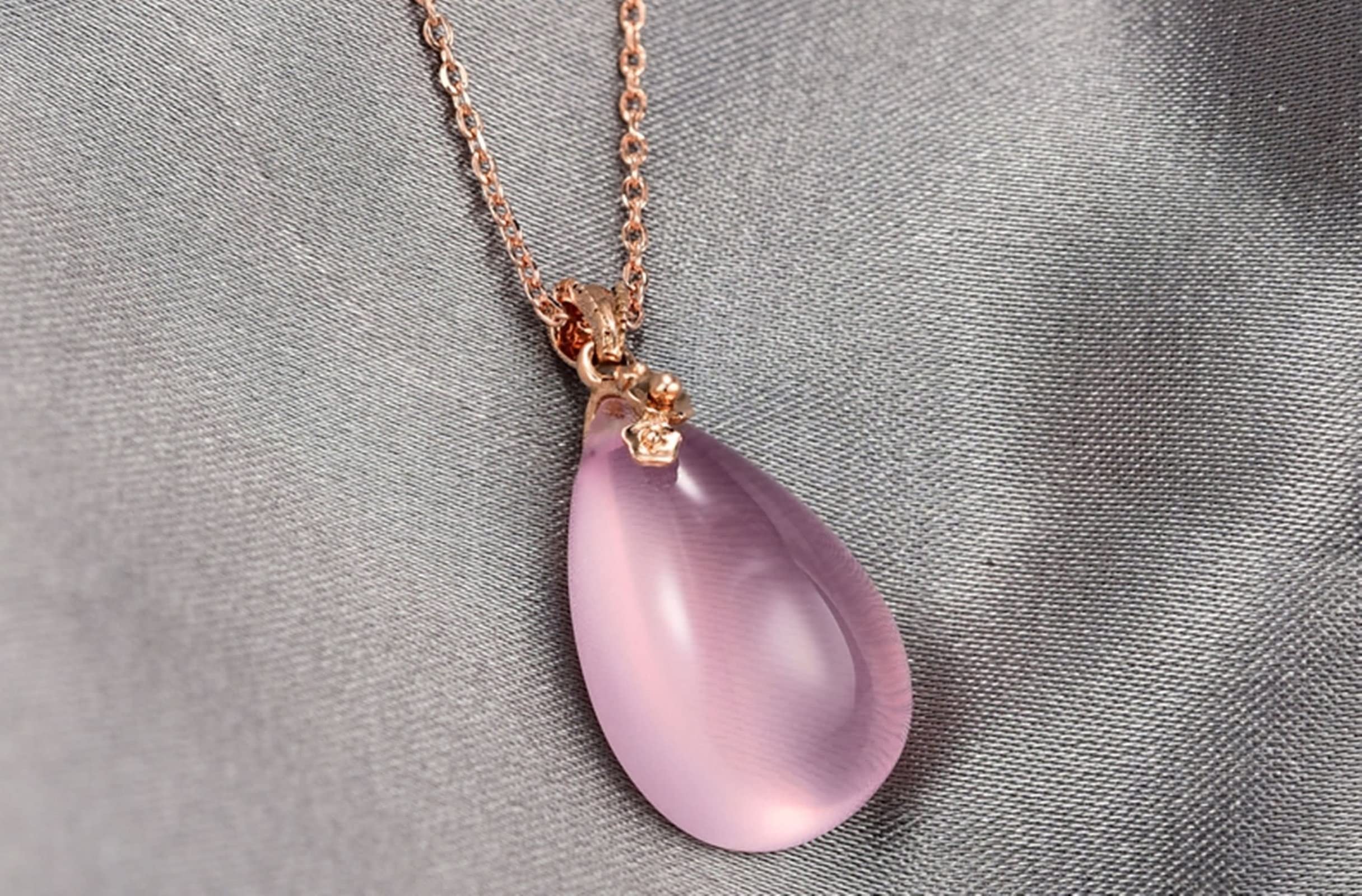 Damen-Halsketten-Anhänger, Rosenquarz-Halskette mit VS-Rosenquarz-Edelstein mit sehr gutem Schliff, 18 Karat, luxuriöse Damen-Halskette als Geschenk