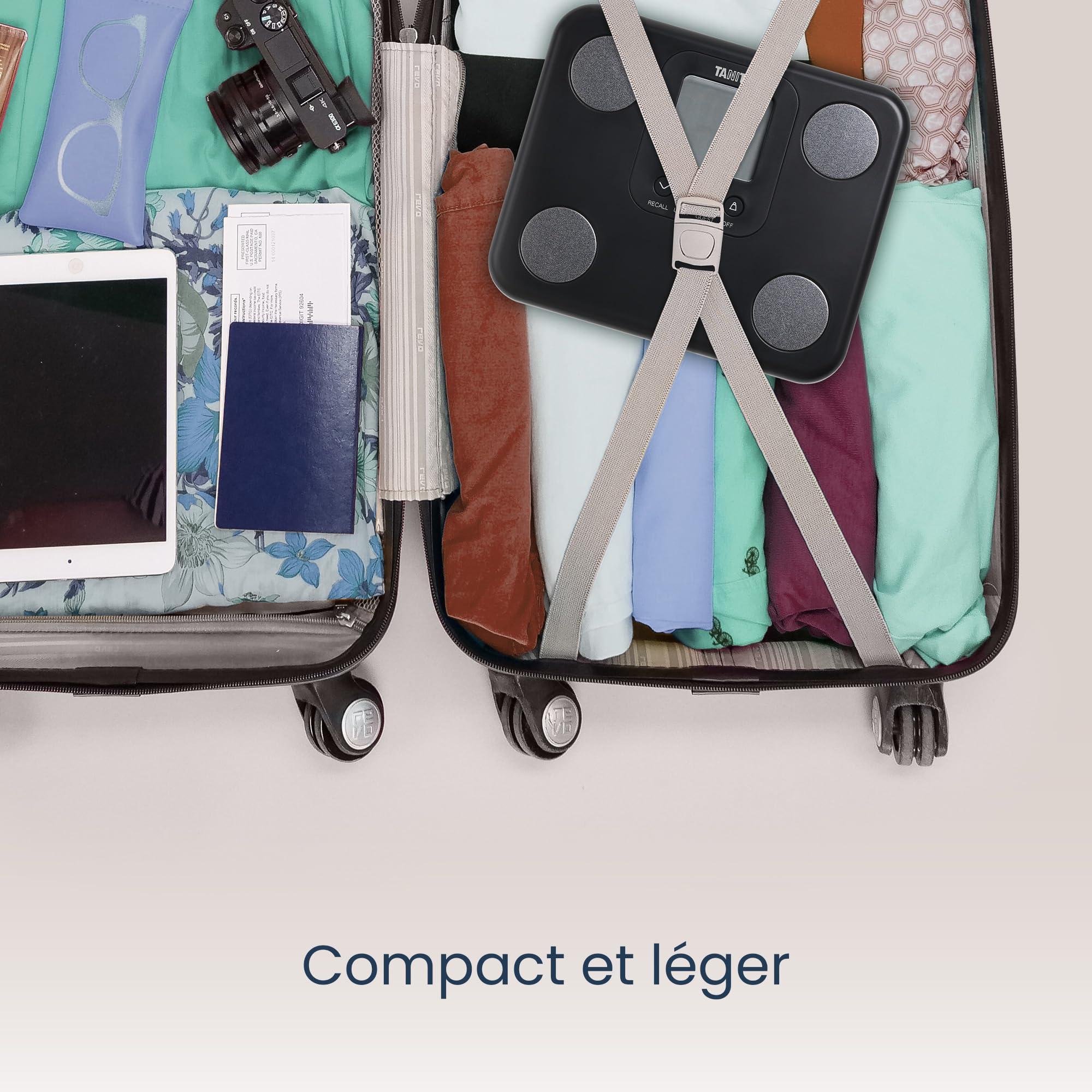 TANITA BC-730 Moniteur de Composition Corporelle Léger et Compact avec Housse de Voyage, Balayage Interne, Affichage Facile à Lire, 9 Mesures – Noir