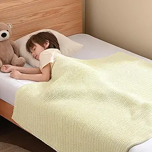 Guohaoi Knitted Weighted Blanket Kids (Cream 36"x48" 3lbs) No Beads Cooling Heavy Blanket, Home Decor Breathable Chunky Knit Throw Blanket for All-Season Use