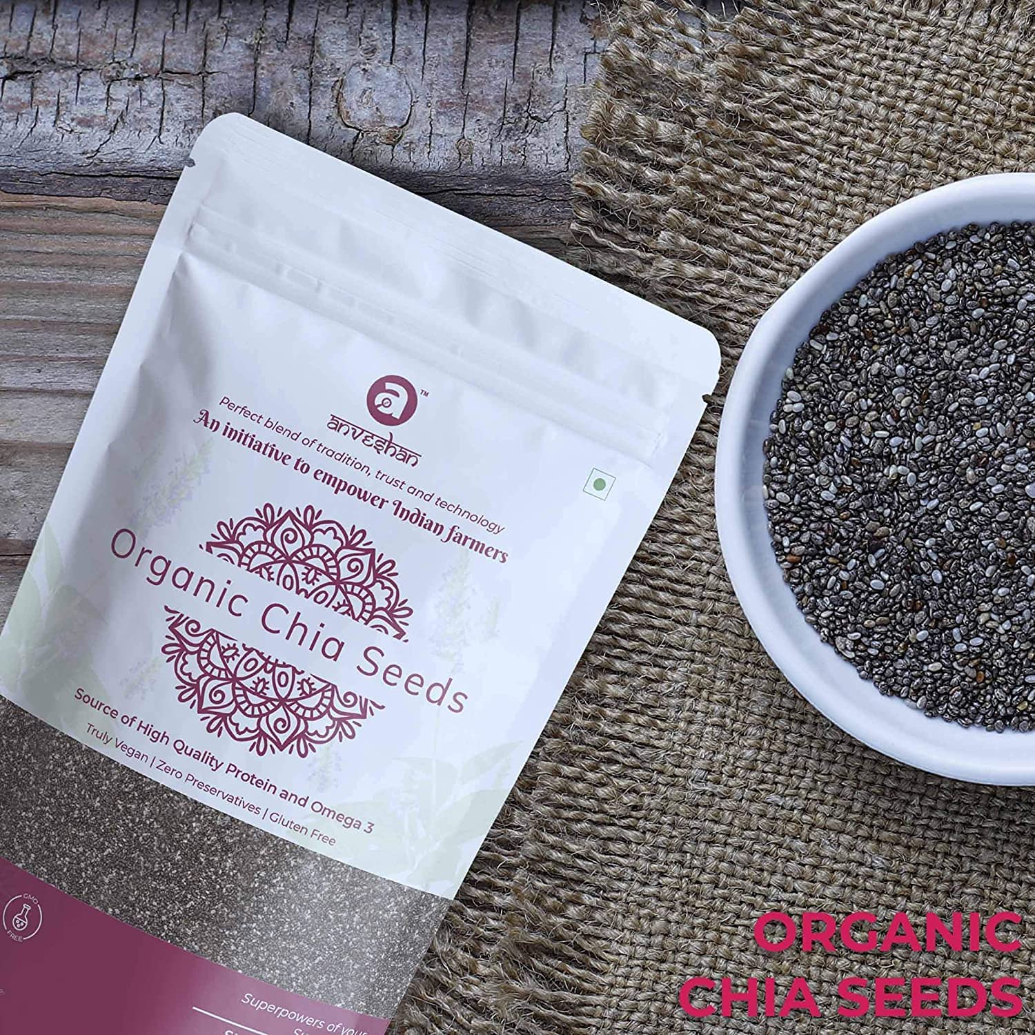 QURA Organiczne nasiona chia | nieprażone, certyfikat USDA, zarządzanie utratą wagi, bogate w kwasy tłuszczowe omega-3, woreczek 300 g