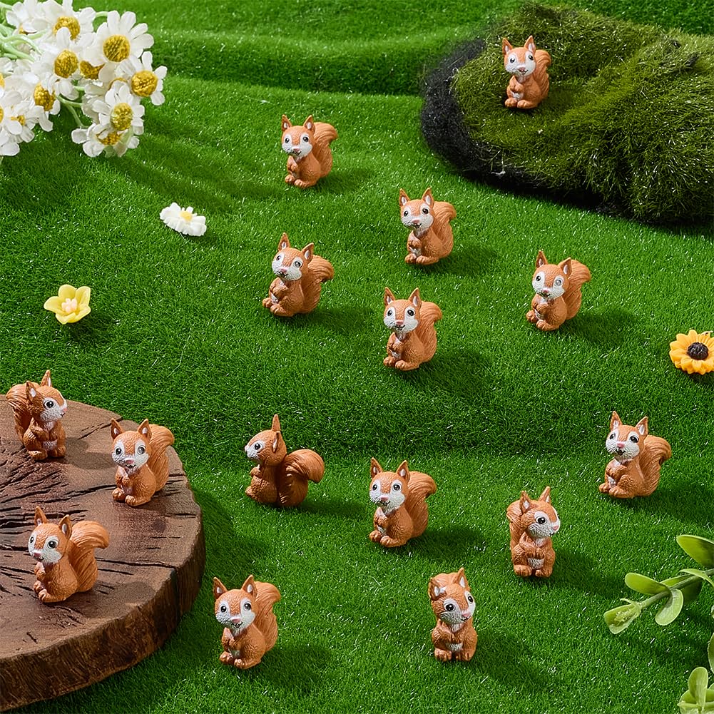 50 Mini Écureuil Miniature en Résine Figurine d'animal de la Forêt 22x11.5x22.5mm Accessoires de Jardin Décorations