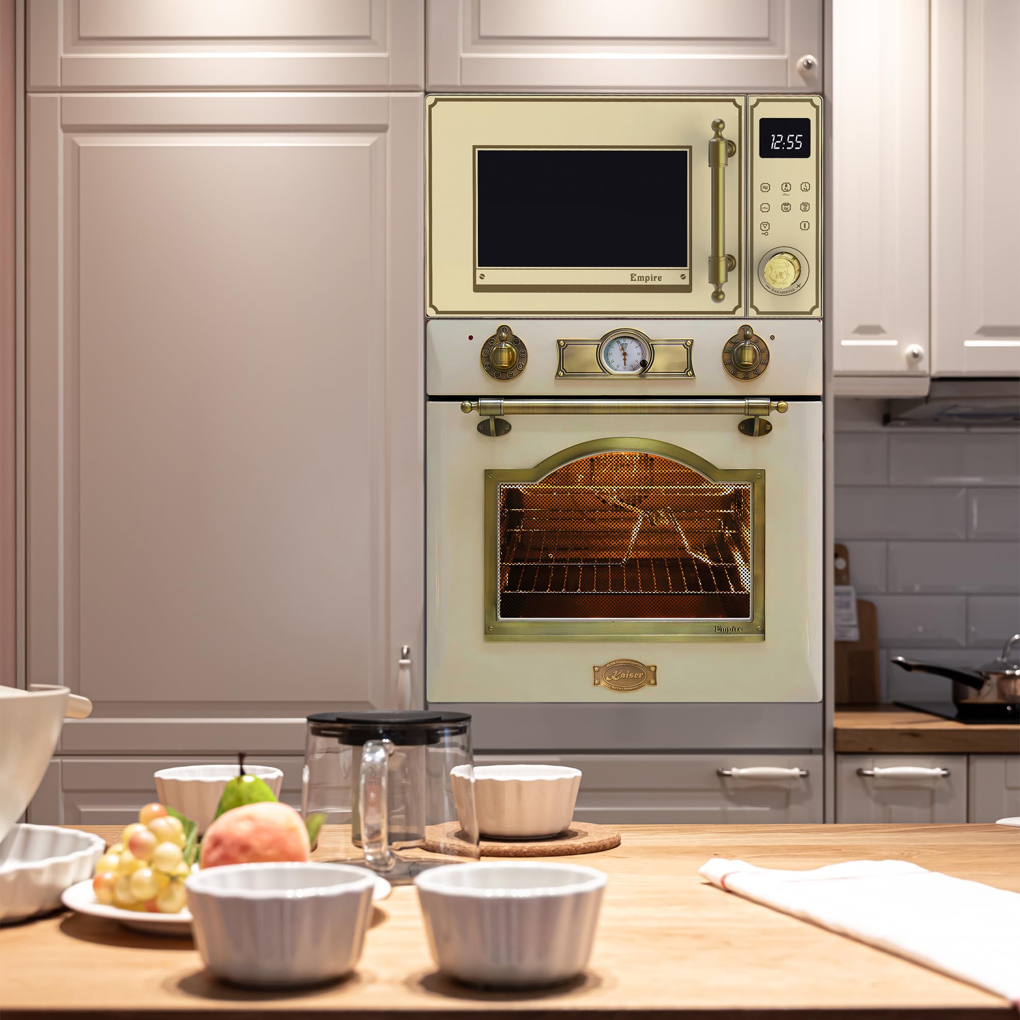Kaiser Empire très exclusive micro-ondes/capacité 25 l/avec grill et Air Chaud/1000 W/barbecue/ 2300 W Air chaud/Full touchcontrol Contrôle/Poignée de porte en métal bronze/21 fonctions/